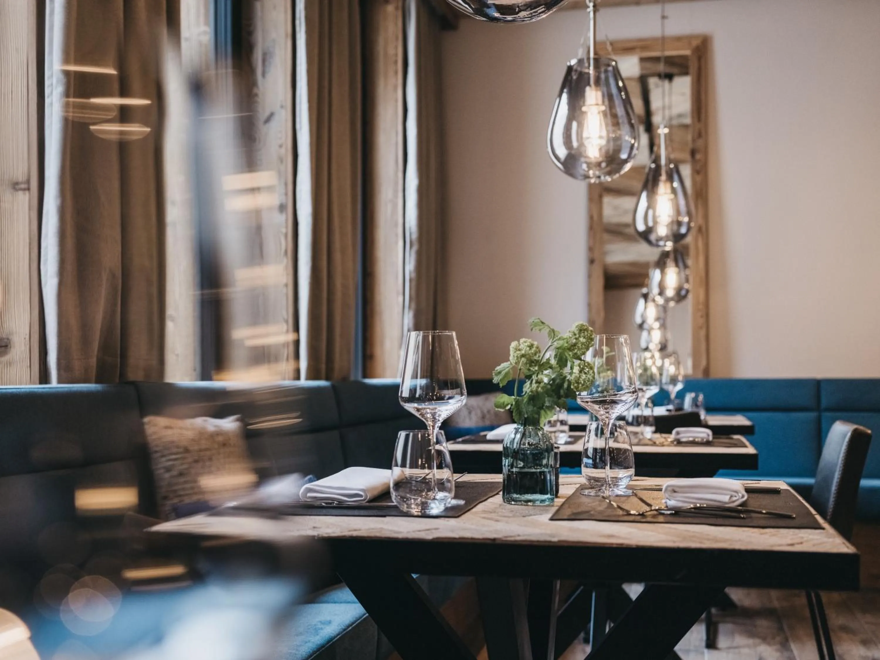 Restaurant/places to eat in VAYA Ladis