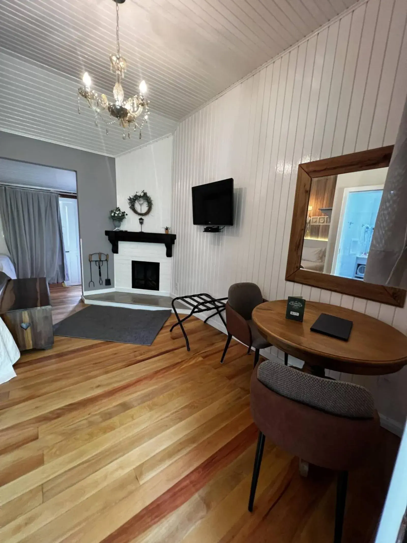 Double Room with Balcony and Lake View in Serra Bela Eco Pousada Double Room with Balcony and Lake View in Serra Bela Eco Pousada