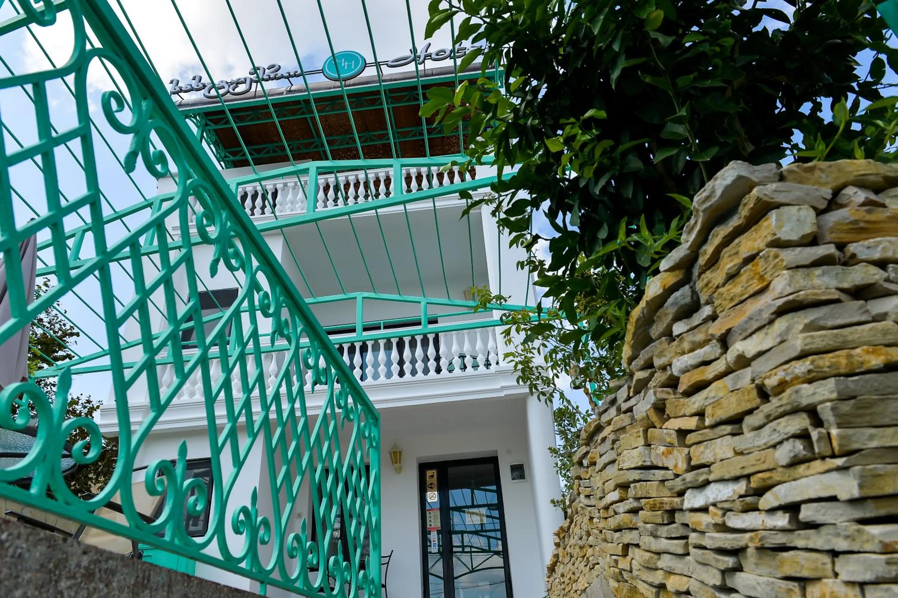 Property building in Hotel History