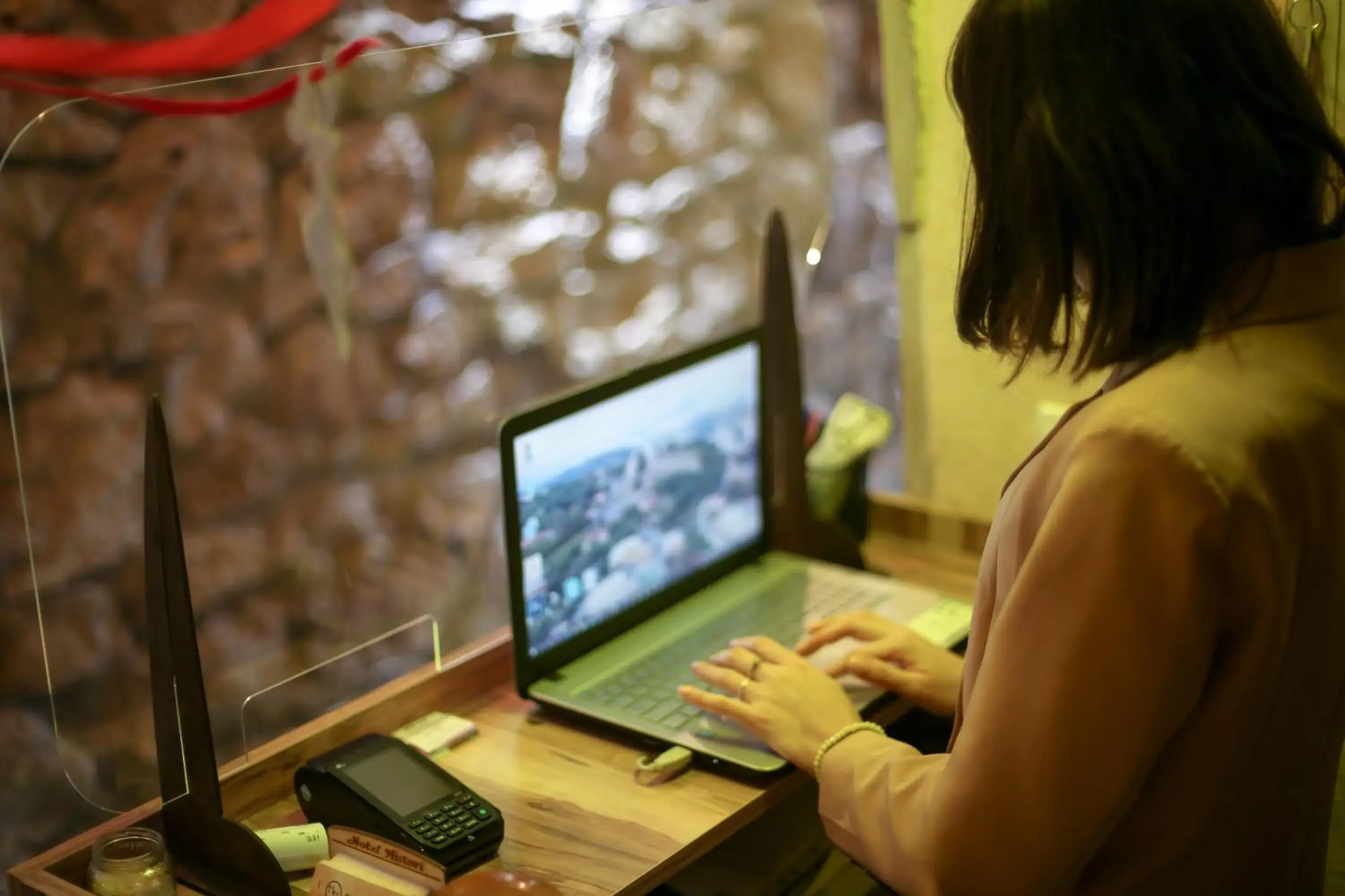 Property building in Hotel History Property building in Hotel History