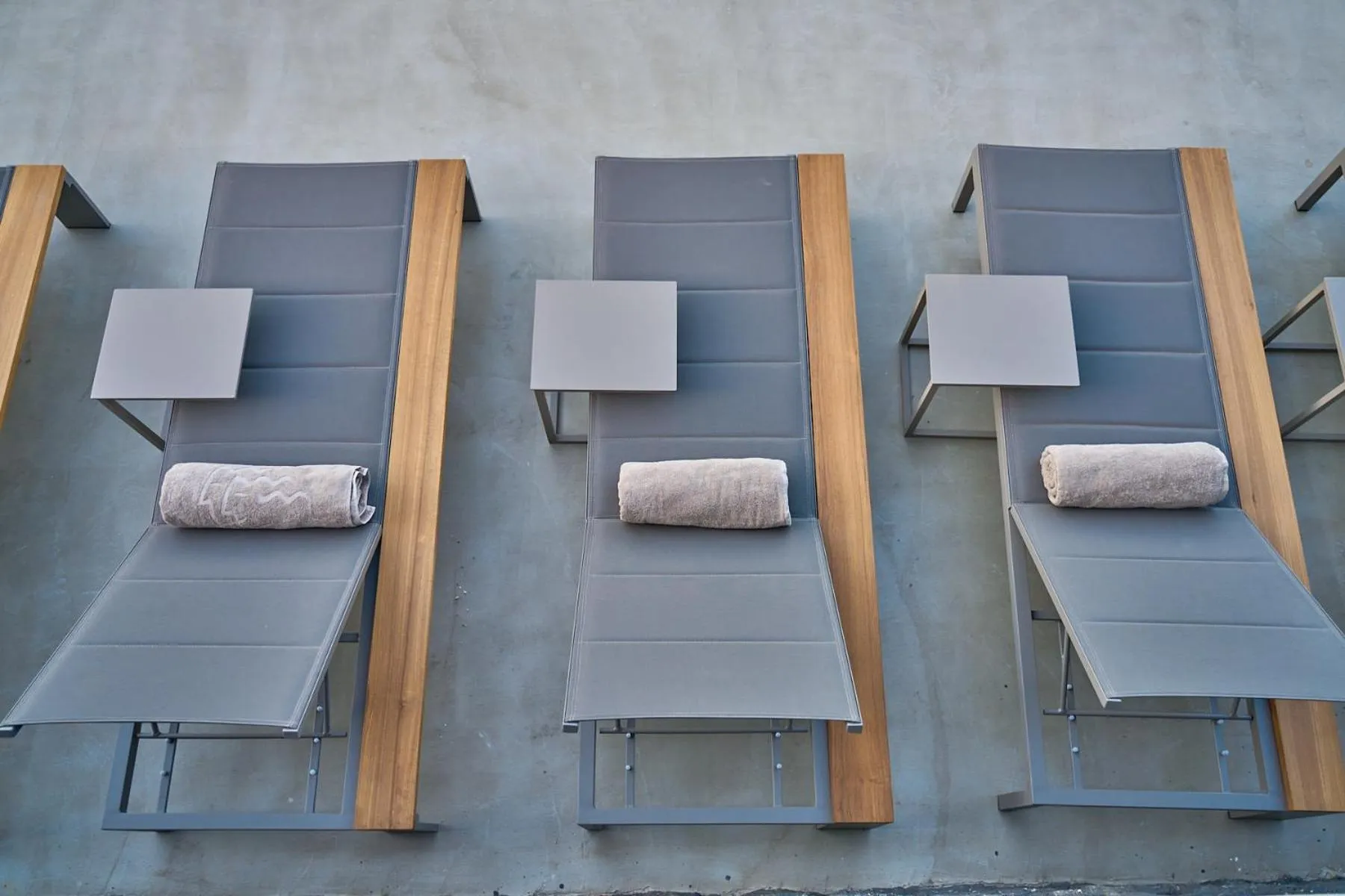 Swimming pool in Topos Exclusive Santorini