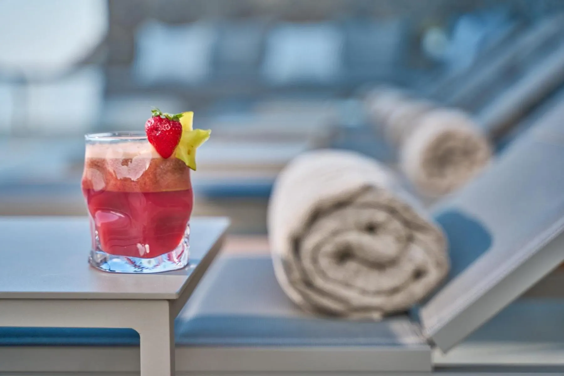 Swimming pool in Topos Exclusive Santorini