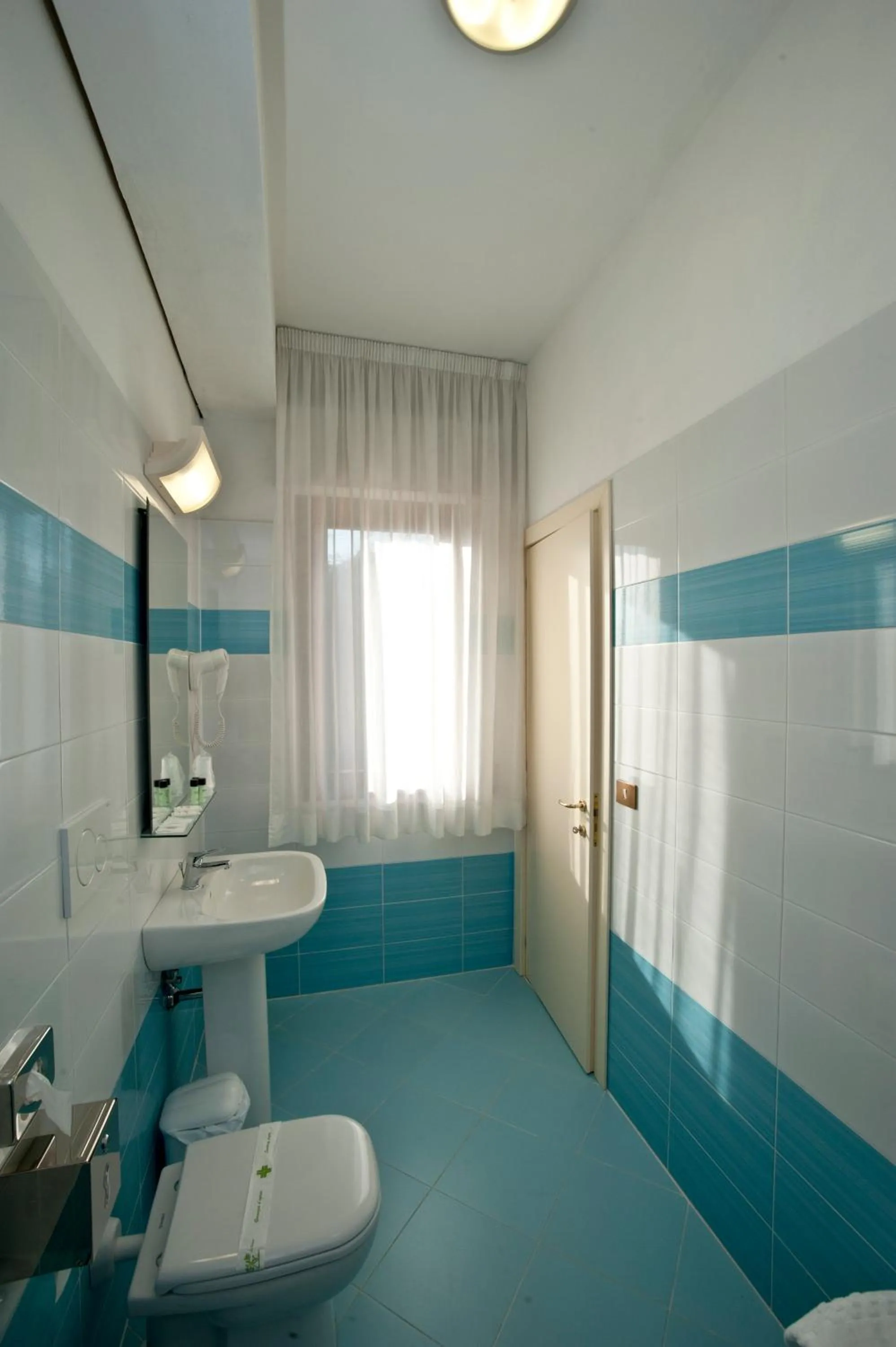 Bathroom in Villa Hotel Del Sole