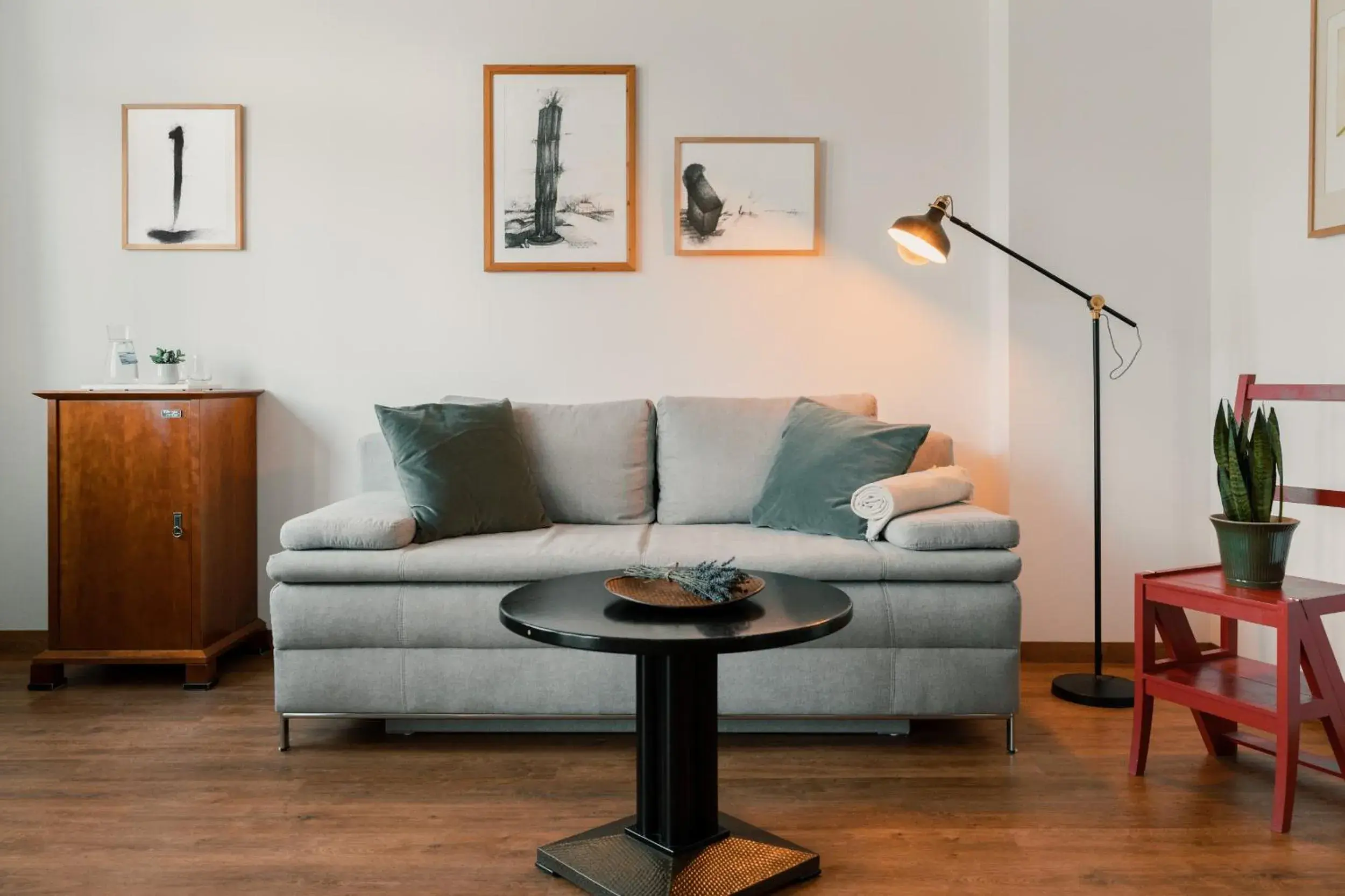 Deluxe Double Room with Extra Bed in Hotel Esplanade Deluxe Double Room with Extra Bed in Hotel Esplanade