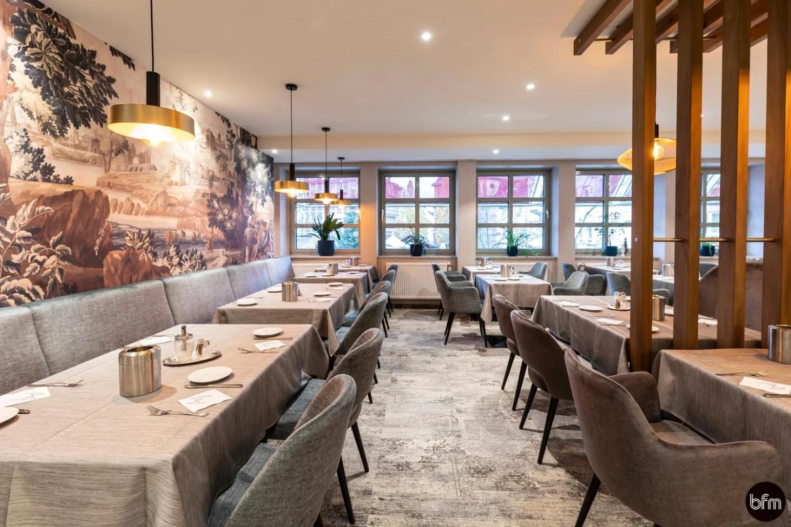 Breakfast in Dom-Hotel