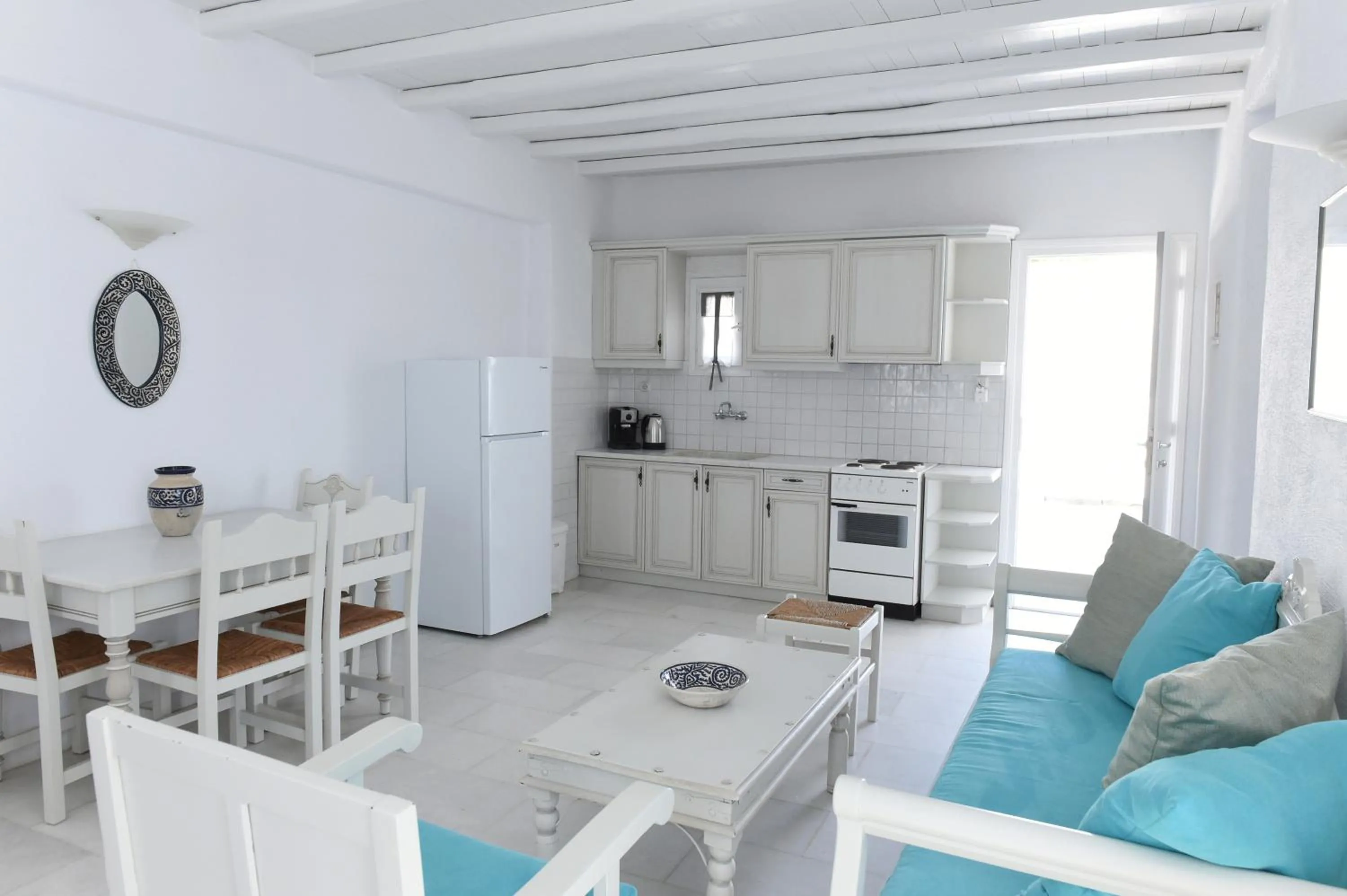 Kitchen or kitchenette in Anthos Apartments