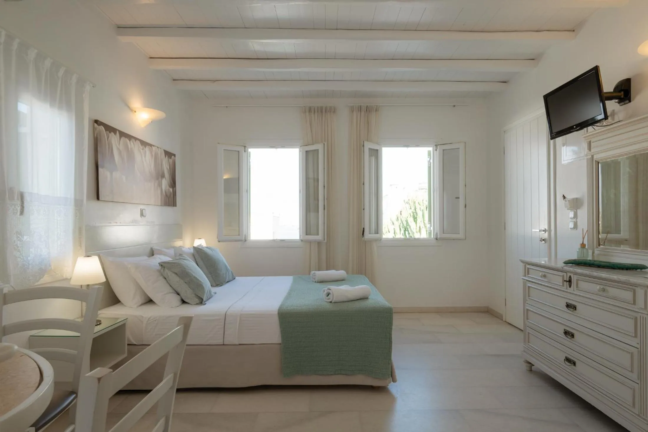 Photo of the whole room, Bed in Anthos Apartments