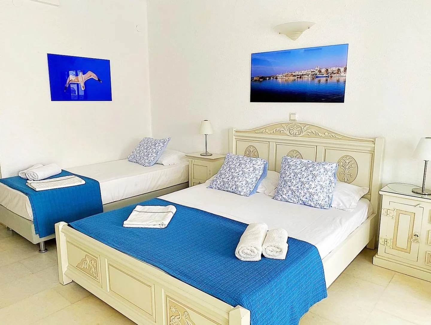 Bed in Anthos Apartments