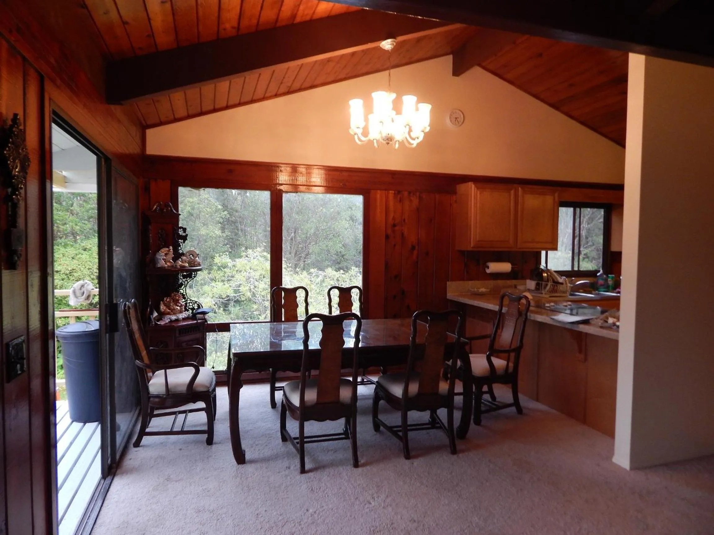 Dining area in Fern Forest Getaway