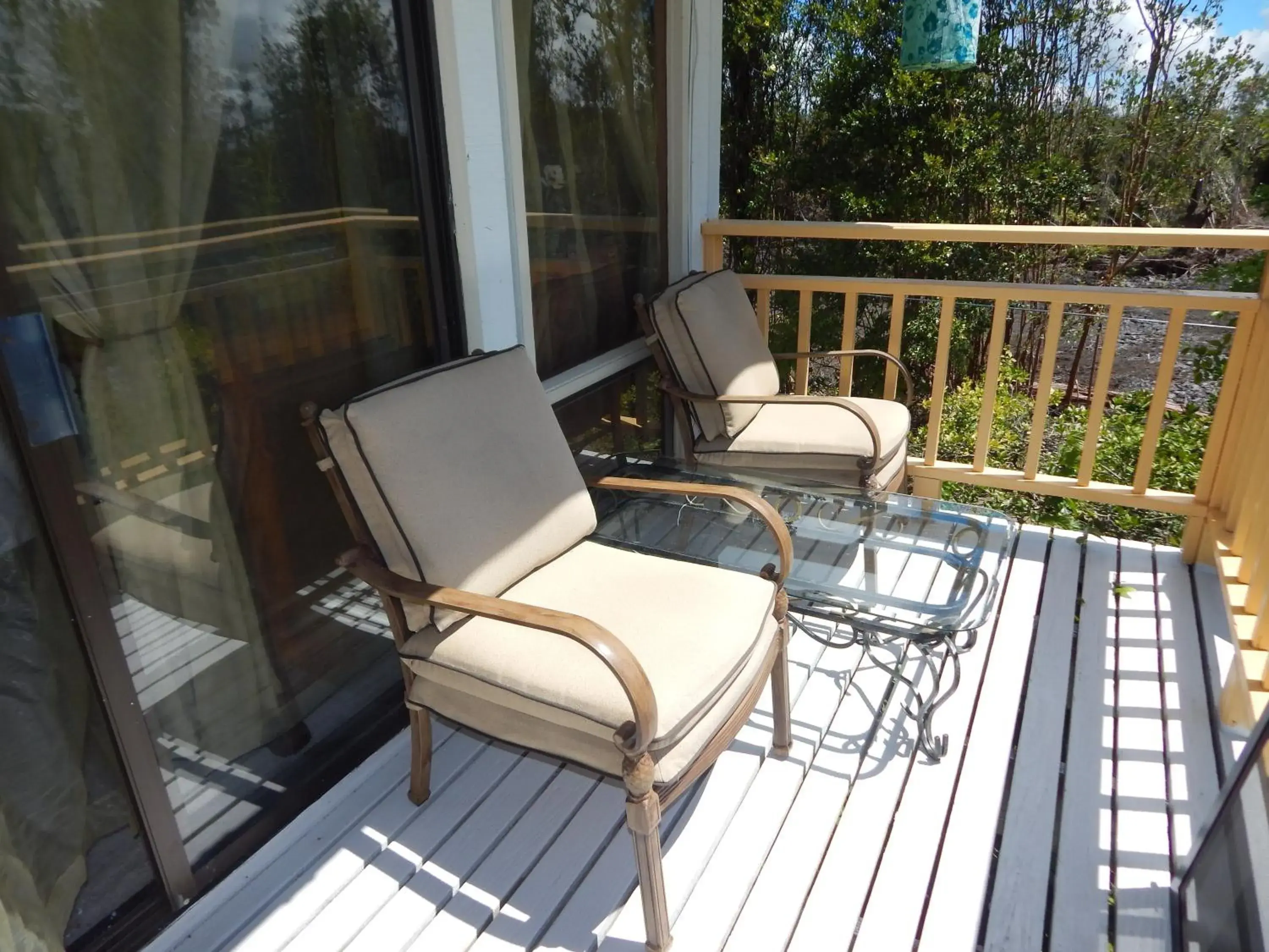 Deluxe Queen Room in Fern Forest Getaway Deluxe Queen Room in Fern Forest Getaway