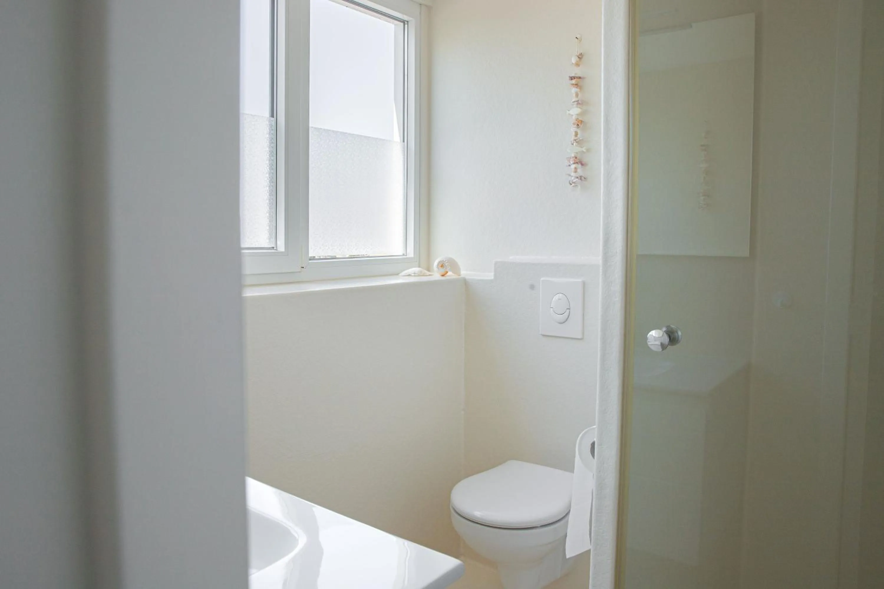 Shower in Hotel-Restaurant De Walvisvaarder