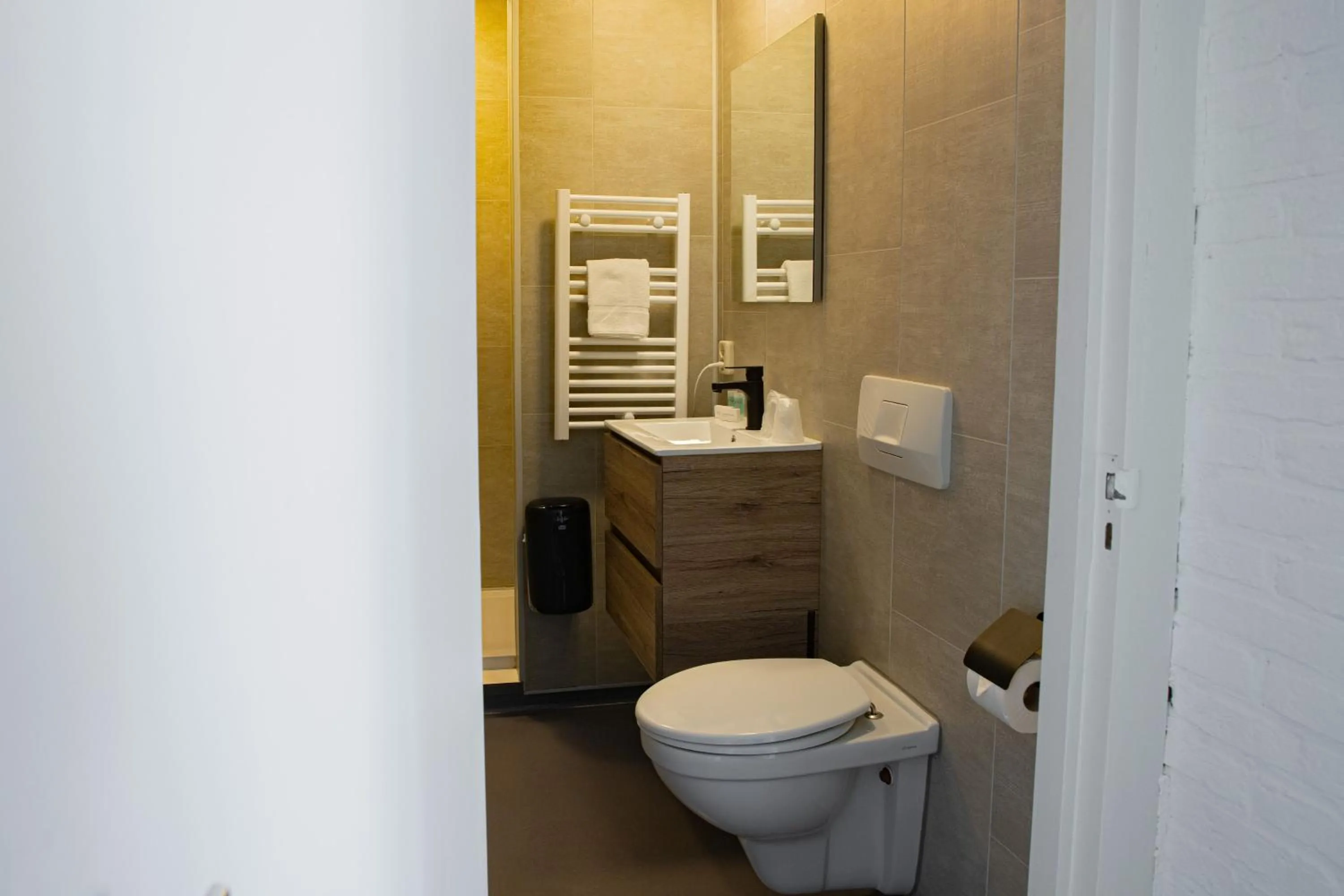 Toilet in Hotel-Restaurant De Walvisvaarder