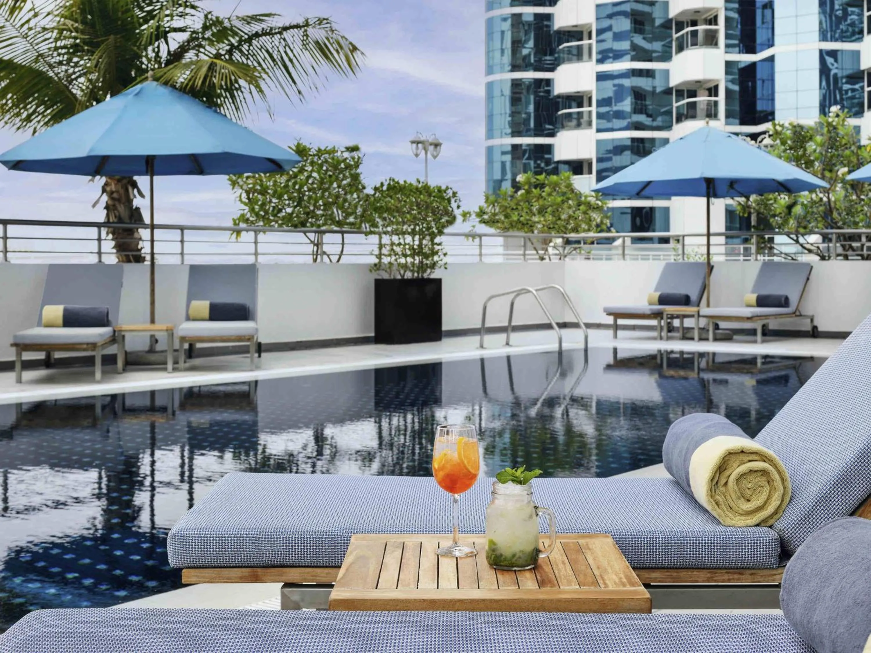 Property building in Mövenpick Hotel Jumeirah Lakes Towers Dubai