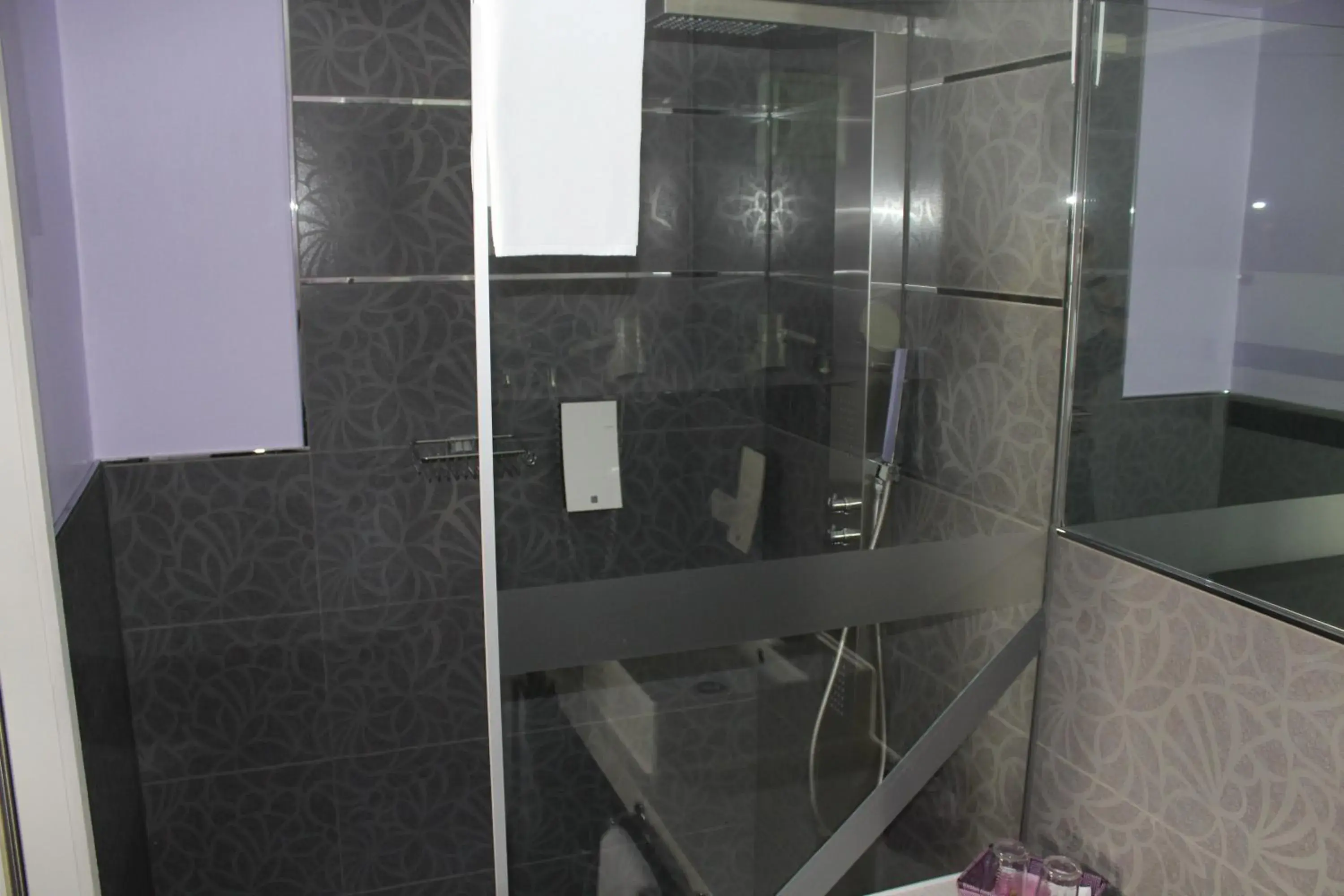 Shower, Bathroom in Amiga