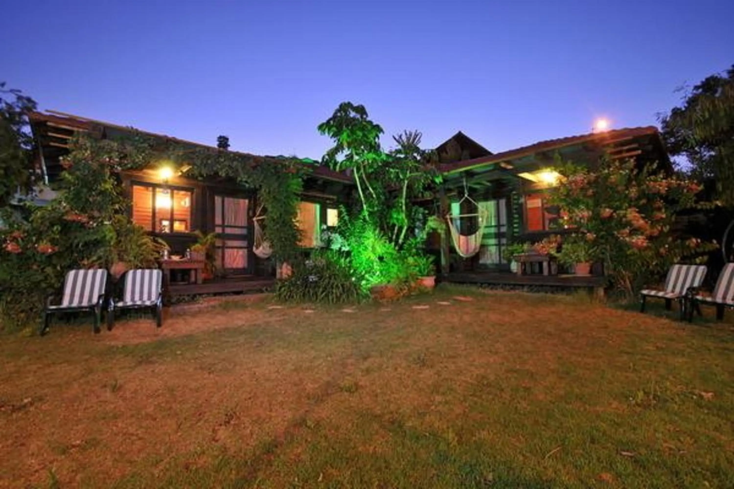 Property Building in Miki's Rosh Pinna