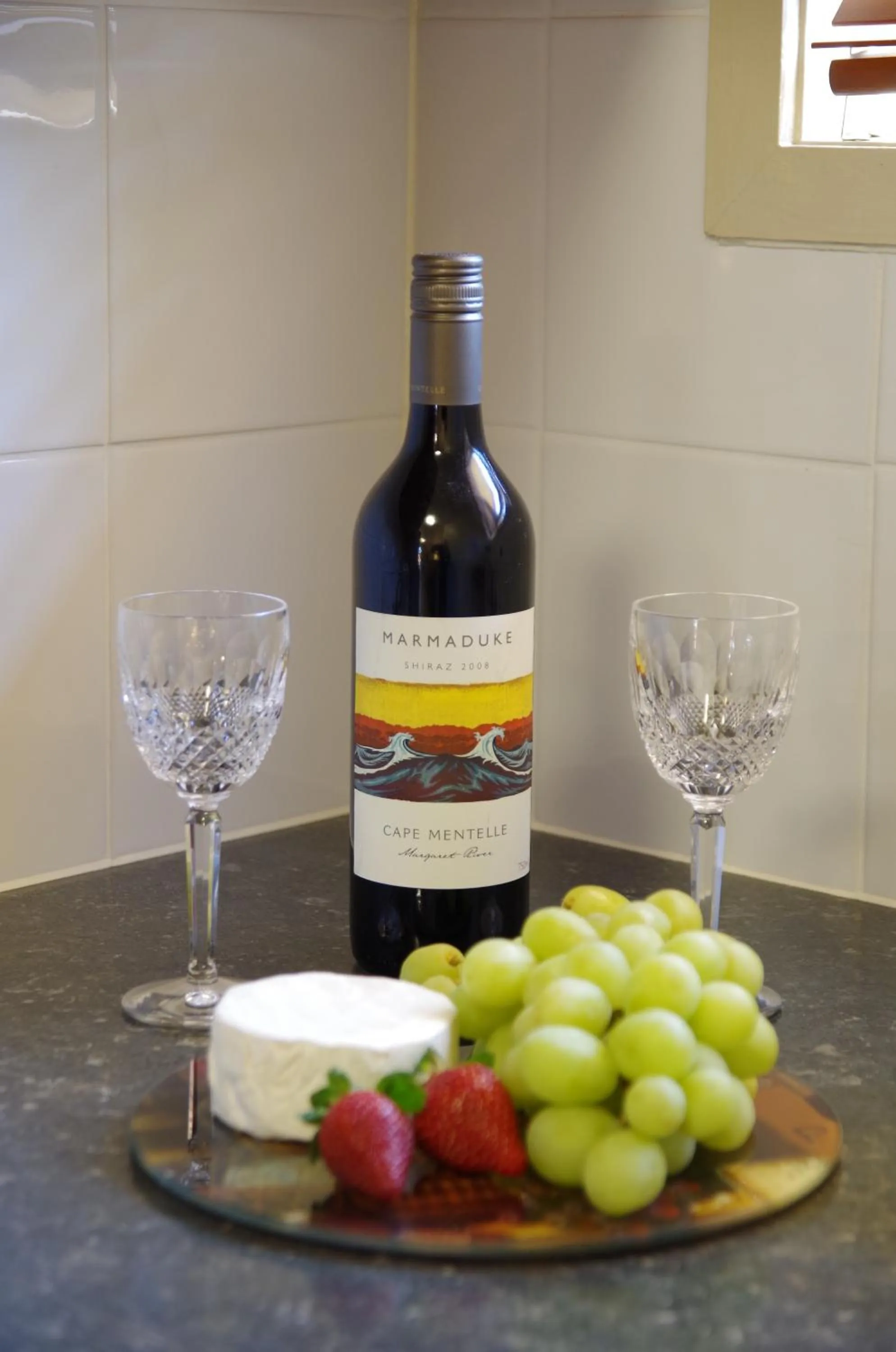 Food in Stannum Lodge Motor Inn