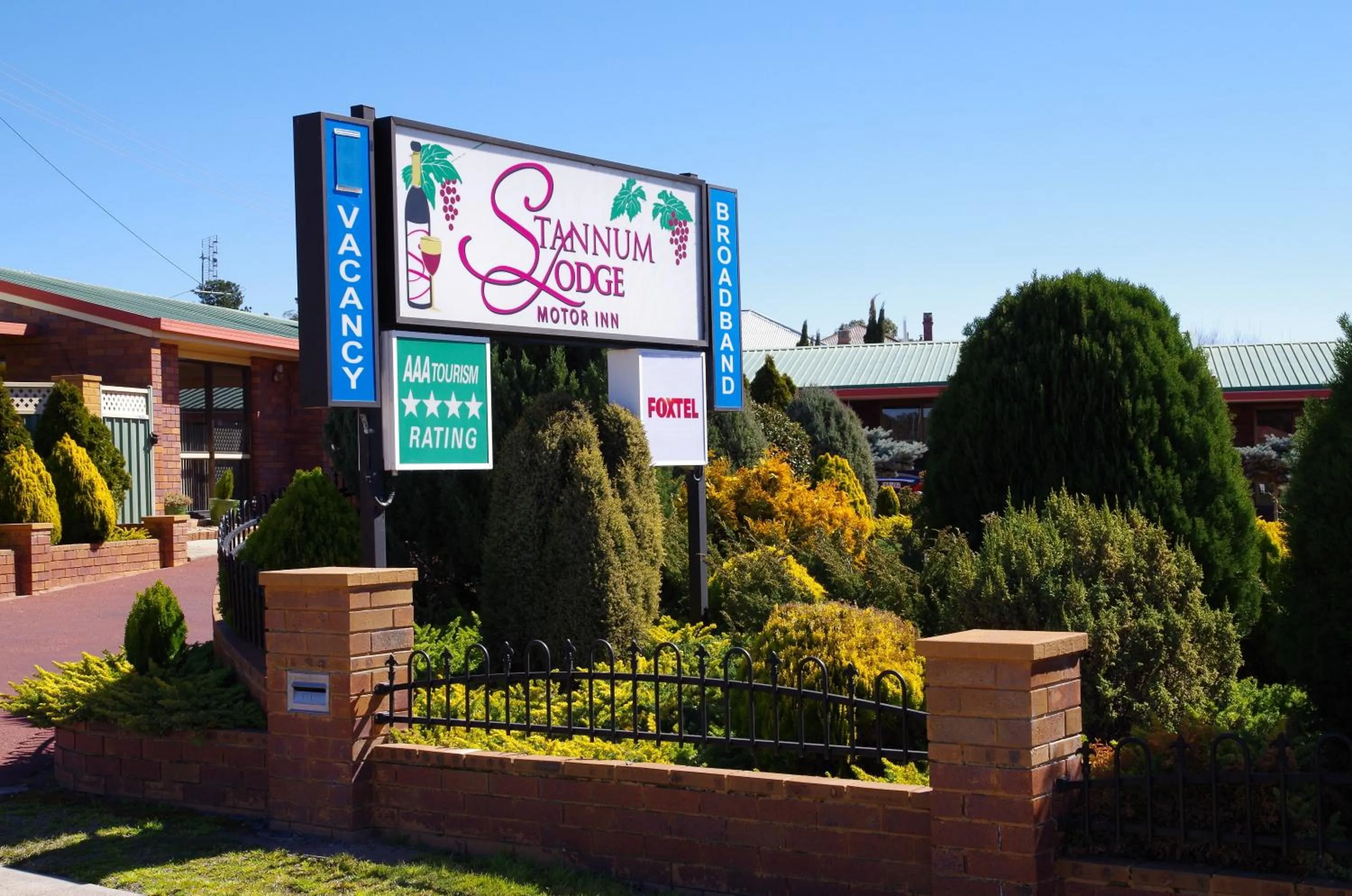 Day in Stannum Lodge Motor Inn