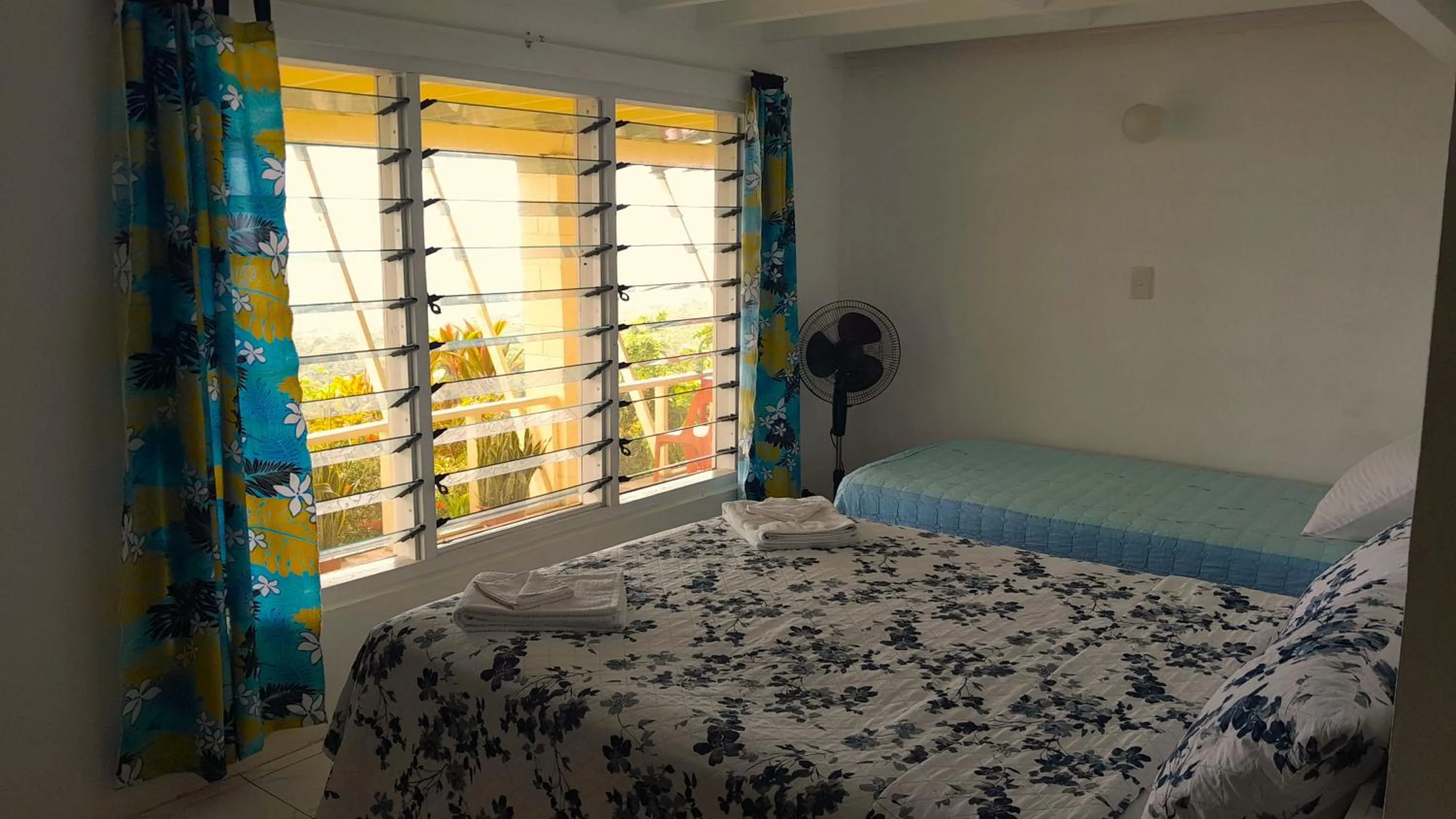 Bird's eye view, Bed in Dave Parker Eco Lodge Hotel