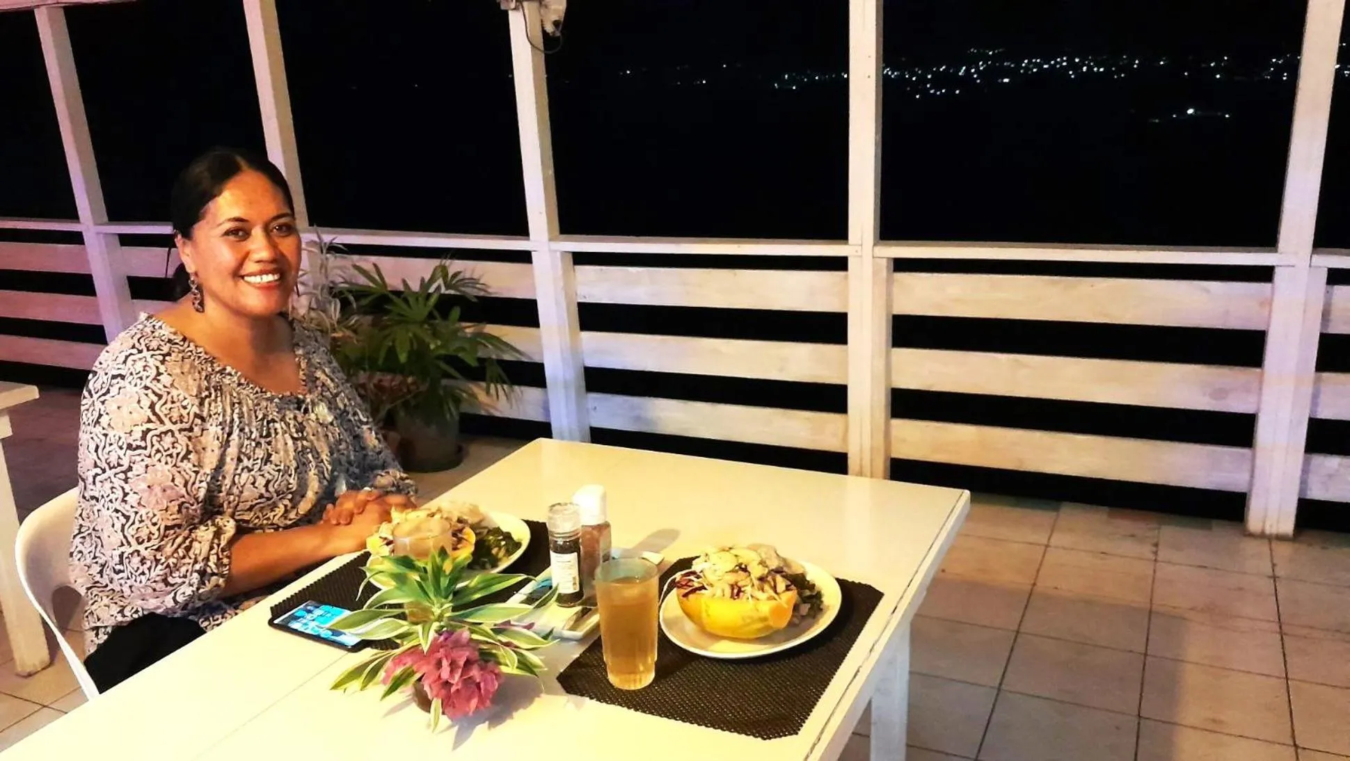 Restaurant/places to eat in Dave Parker Eco Lodge Hotel