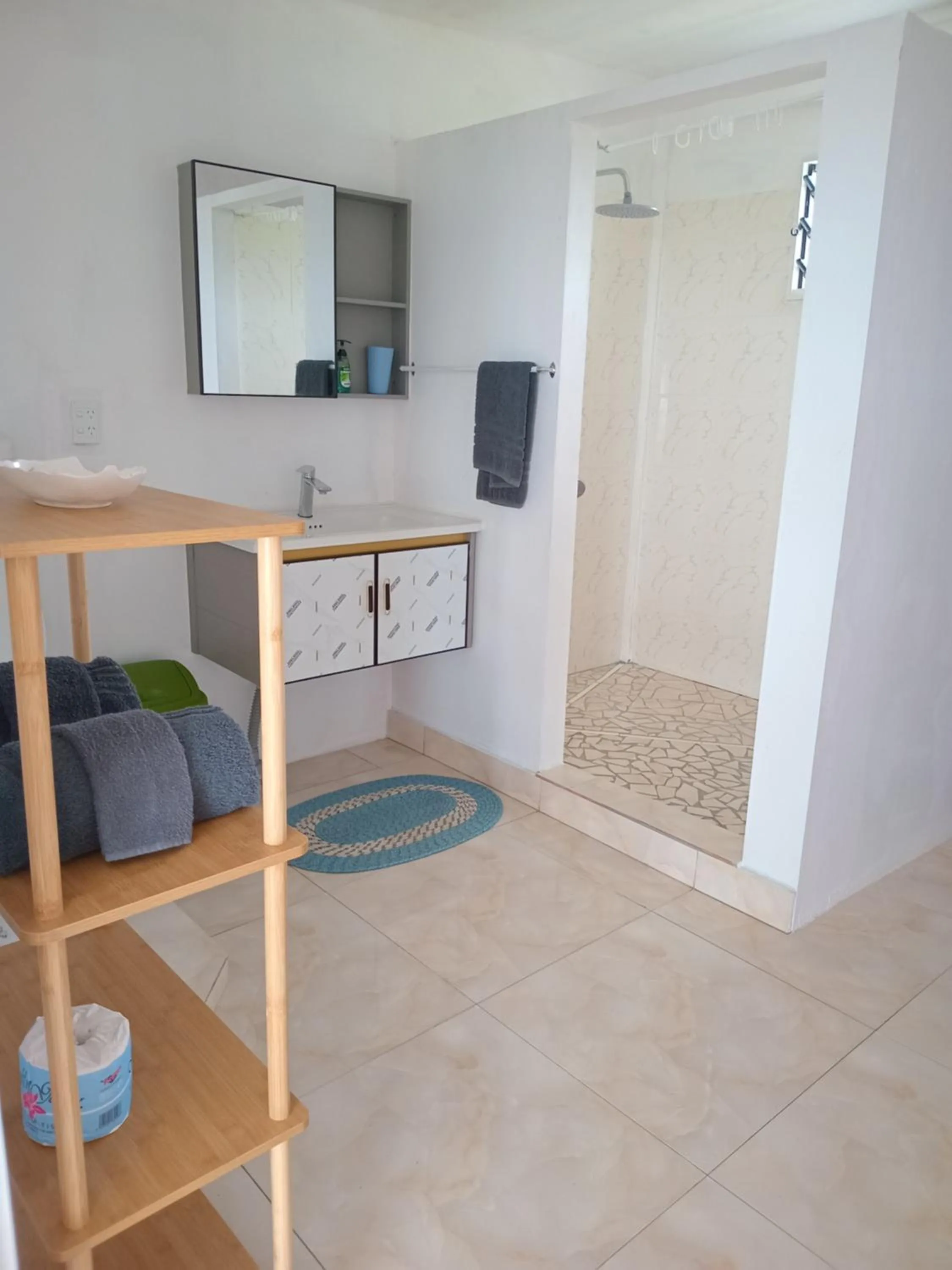 Bathroom in Dave Parker Eco Lodge Hotel