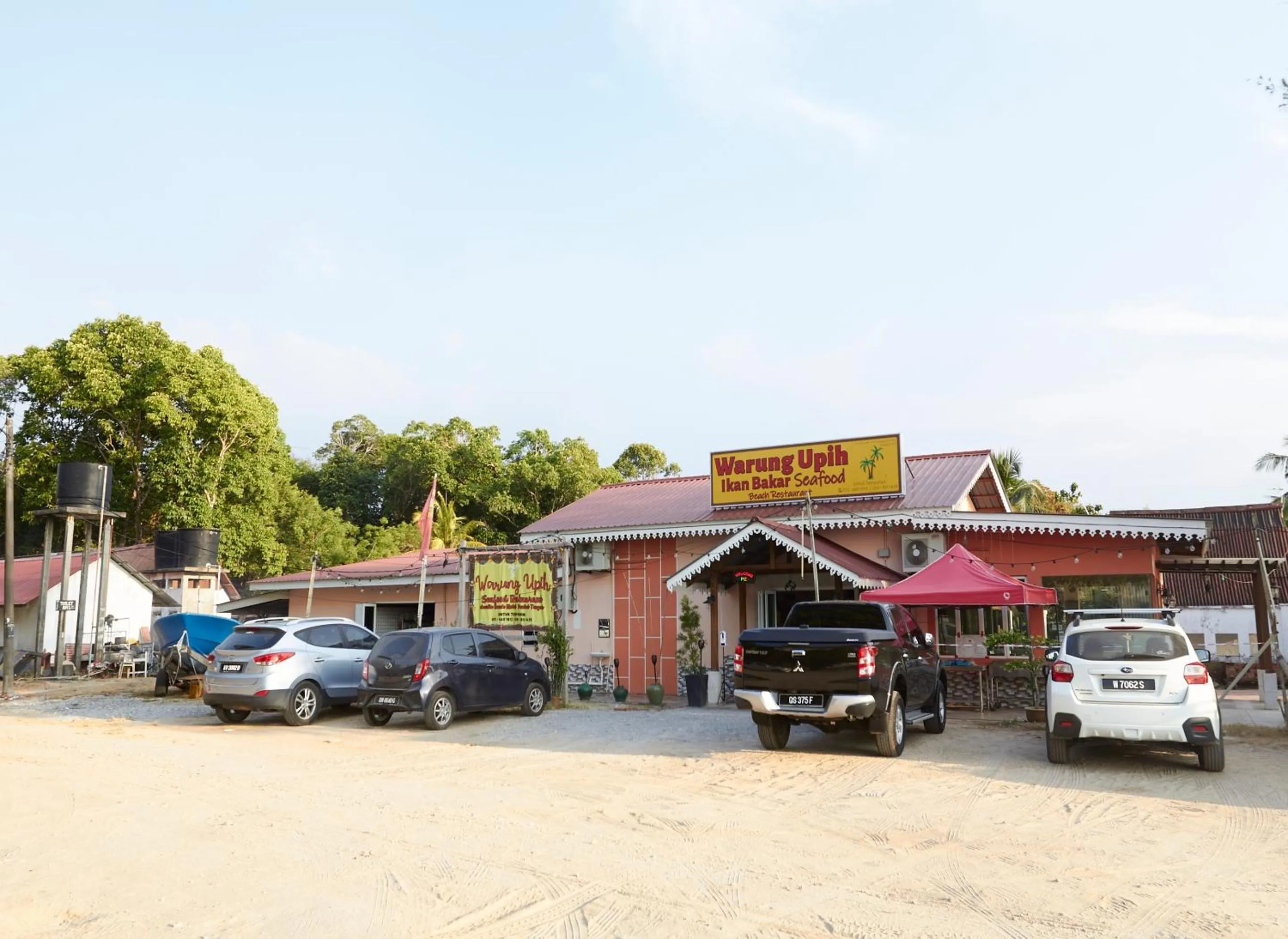 Property building in Corrie Chalet Pantai Cenang Langkawi