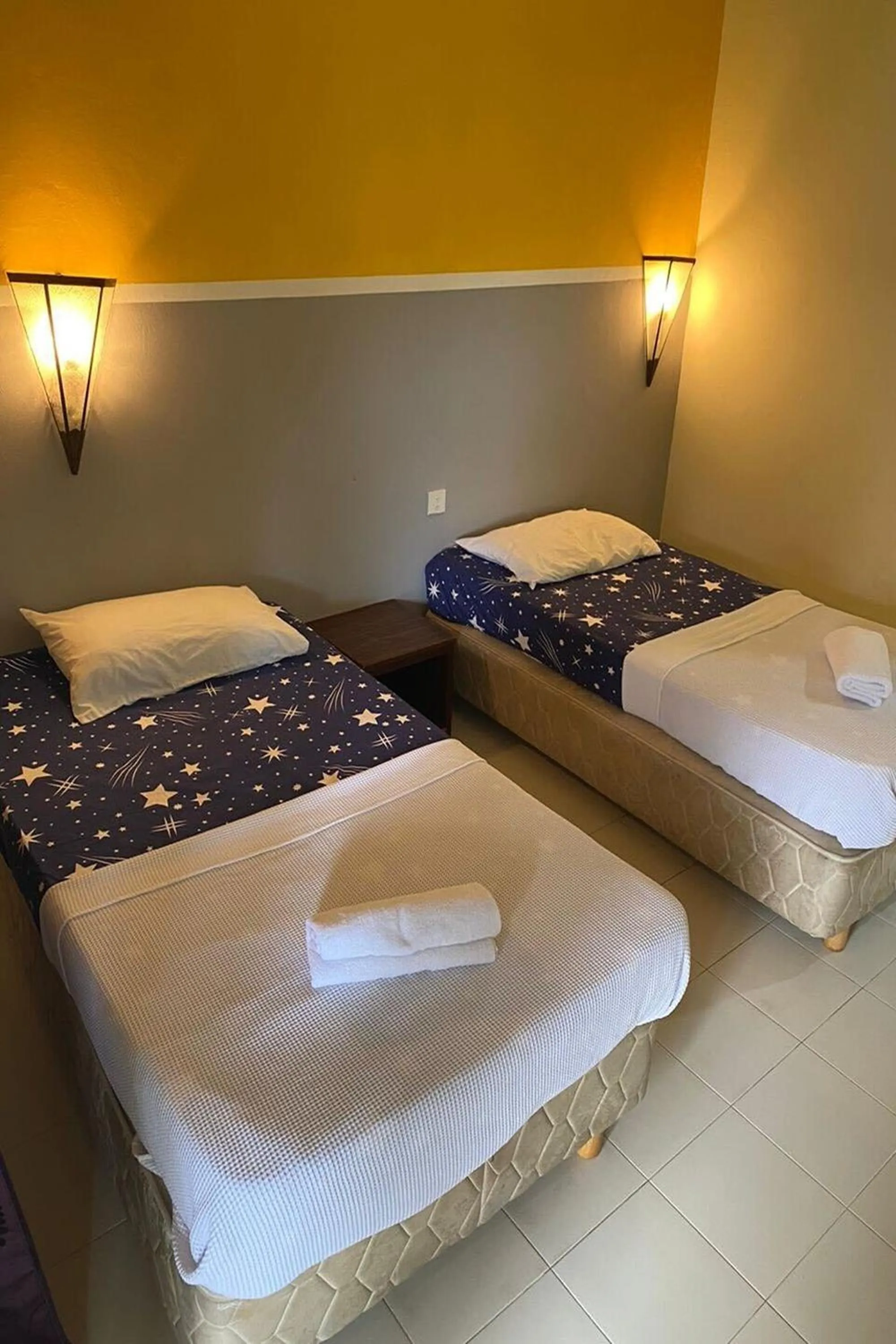 Bed in Corrie Chalet Pantai Cenang Langkawi