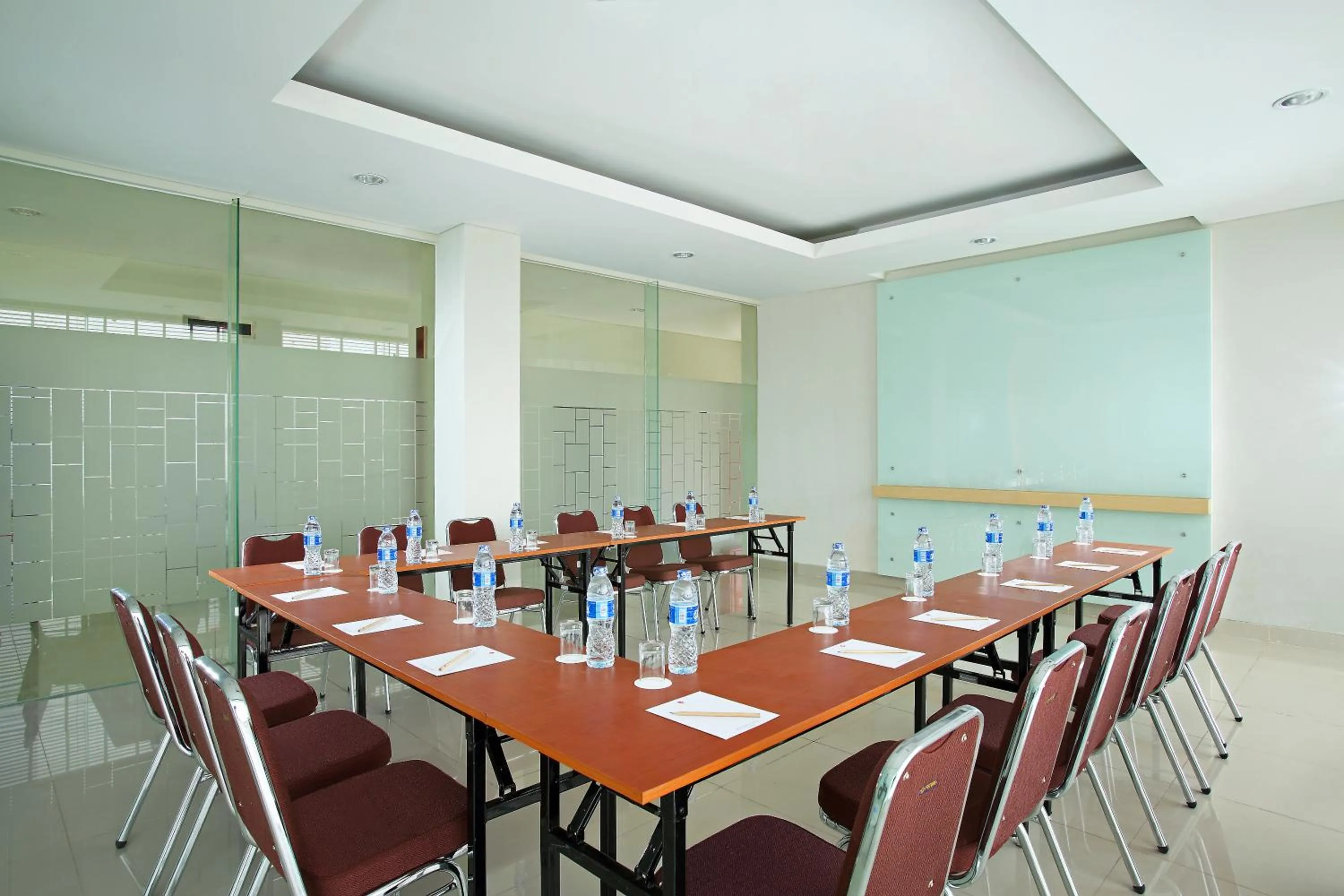 Banquet/Function facilities in Amaris Hotel Bekasi Barat