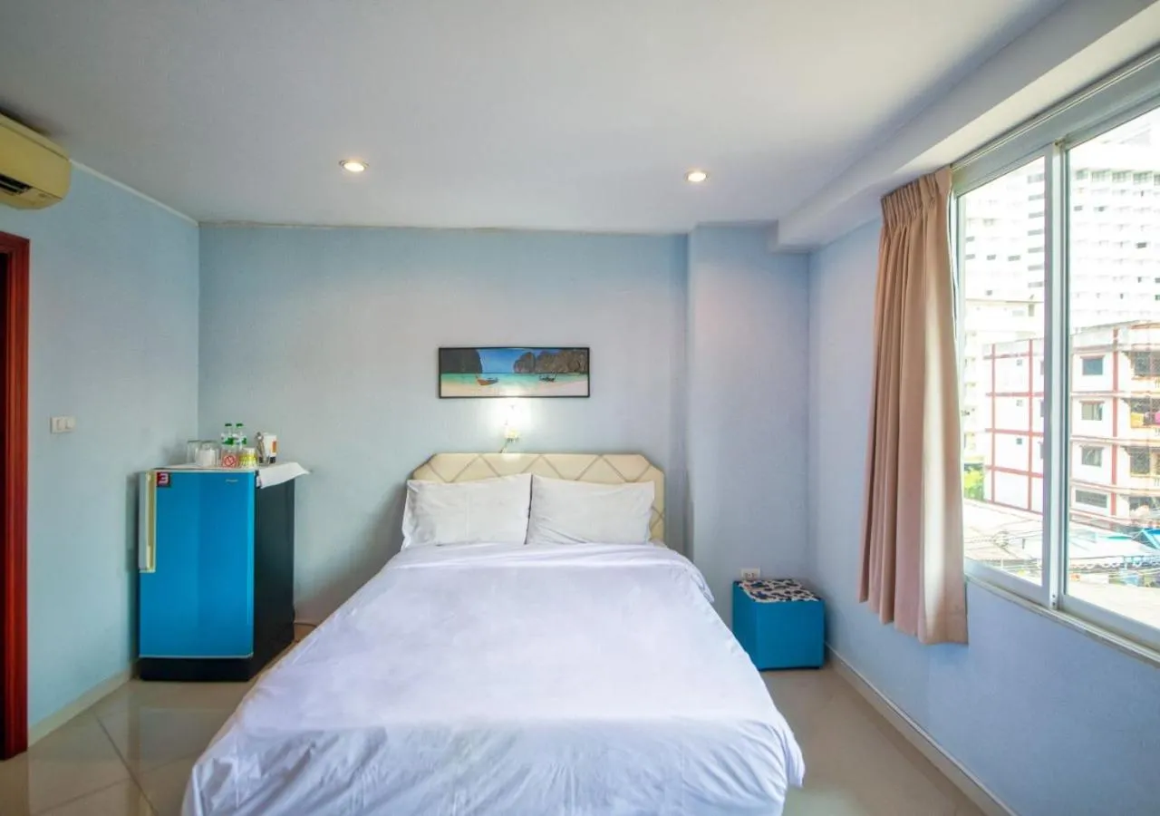Bed in Akvavit Living
