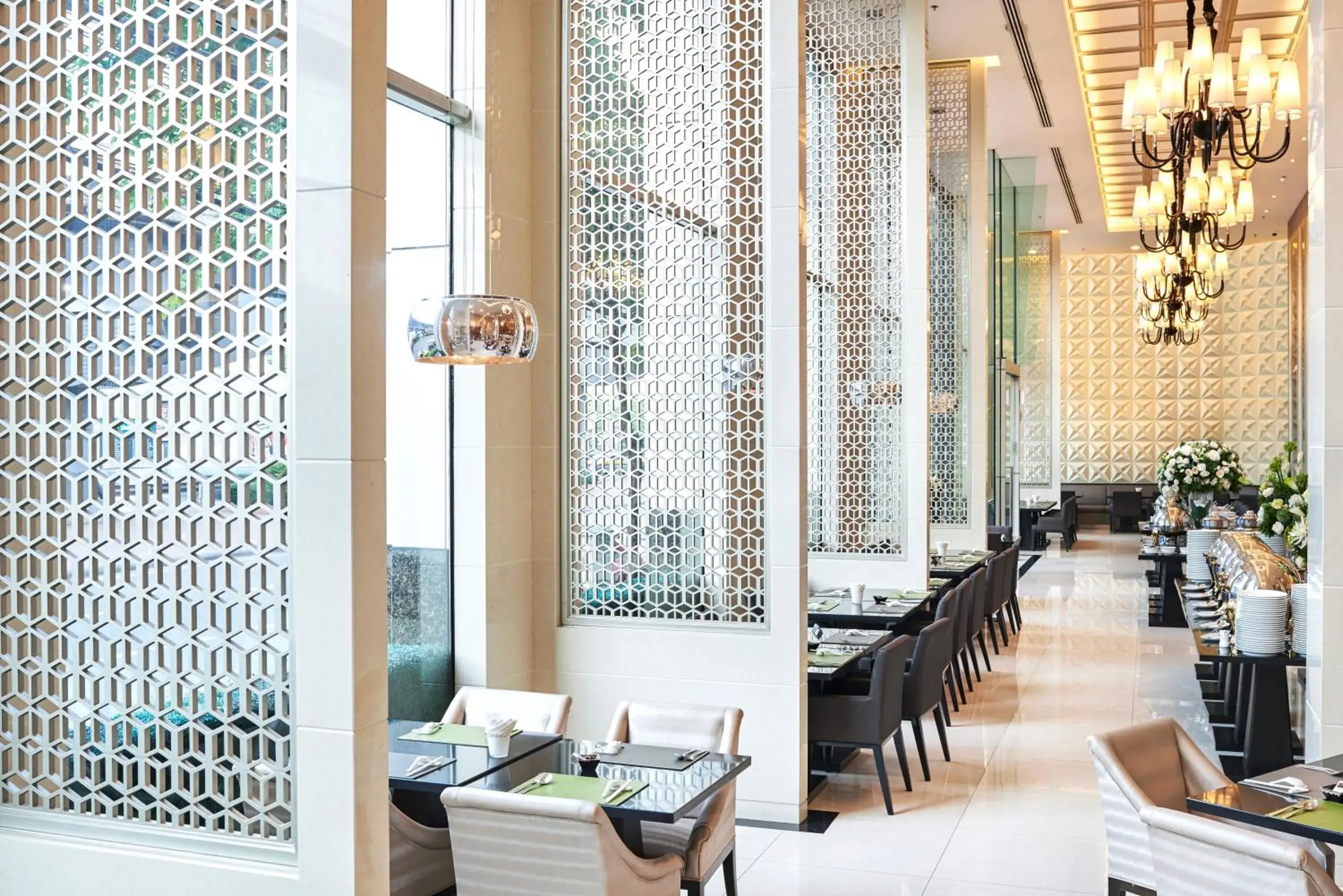 Restaurant/places to eat in Mandarin Hotel Managed by Centre Point Restaurant/places to eat in Mandarin Hotel Managed by Centre Point