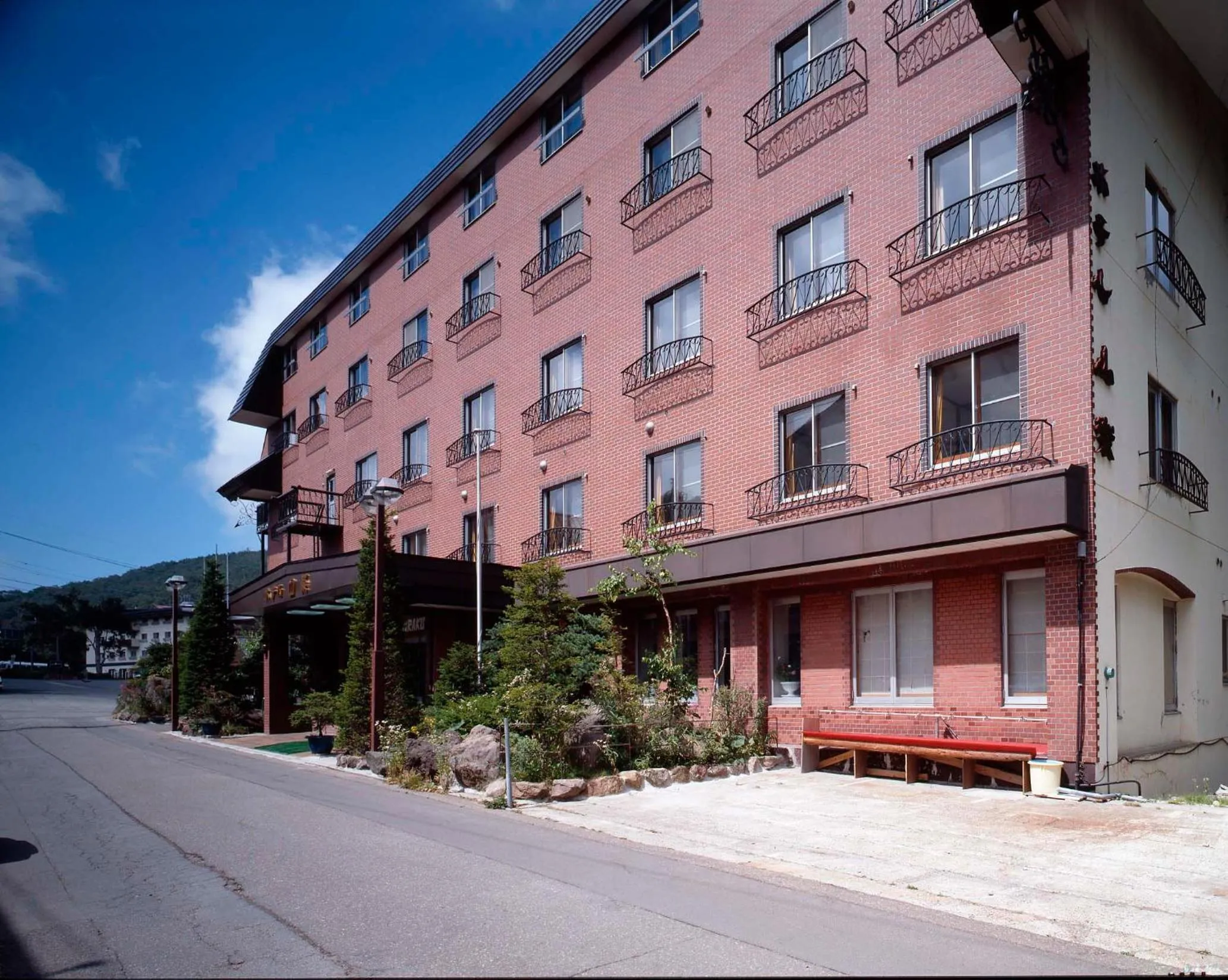 Property building in Hotel Sanraku