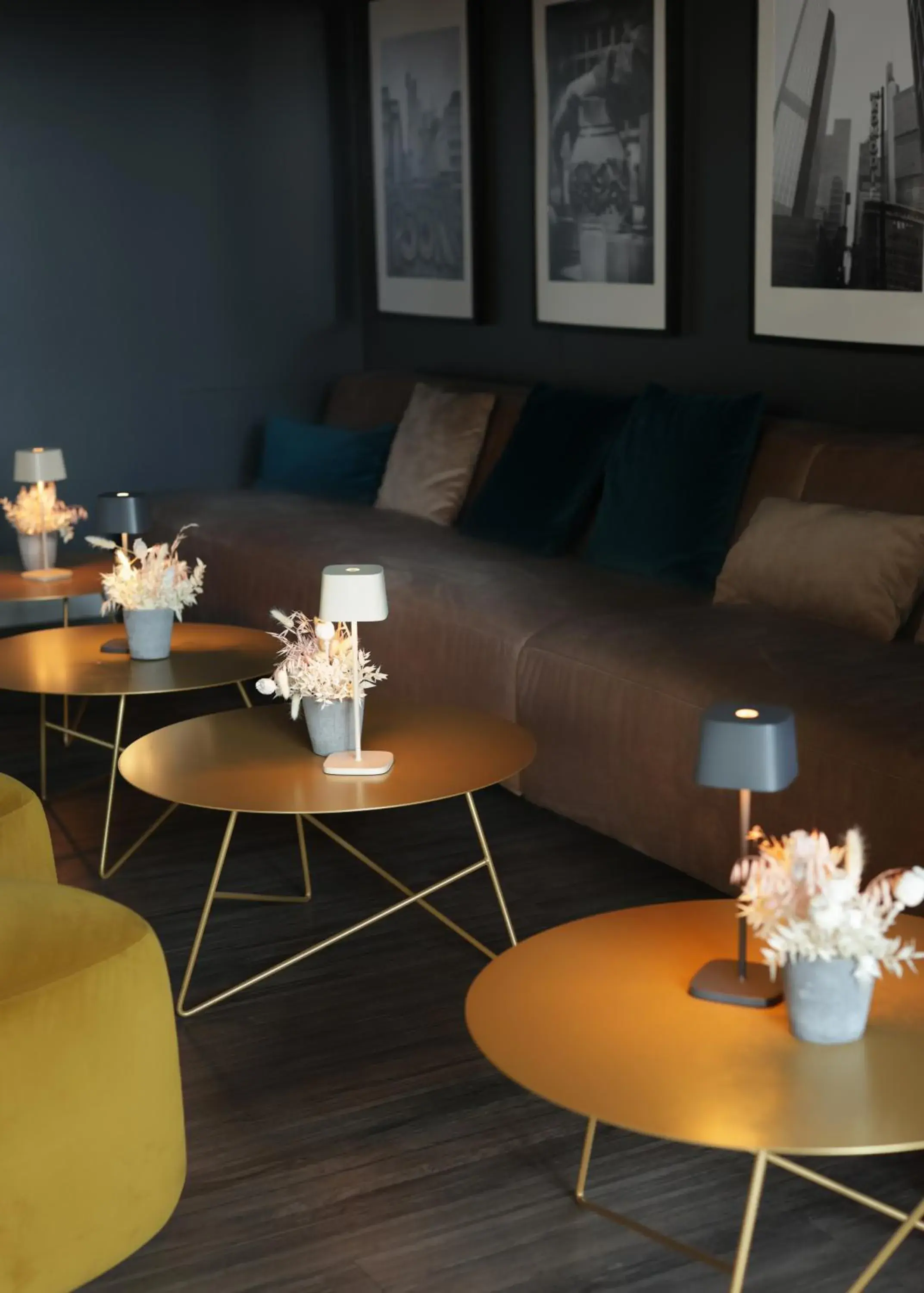 Lounge or bar in ibis Frankfurt Centrum Lounge or bar in ibis Frankfurt Centrum