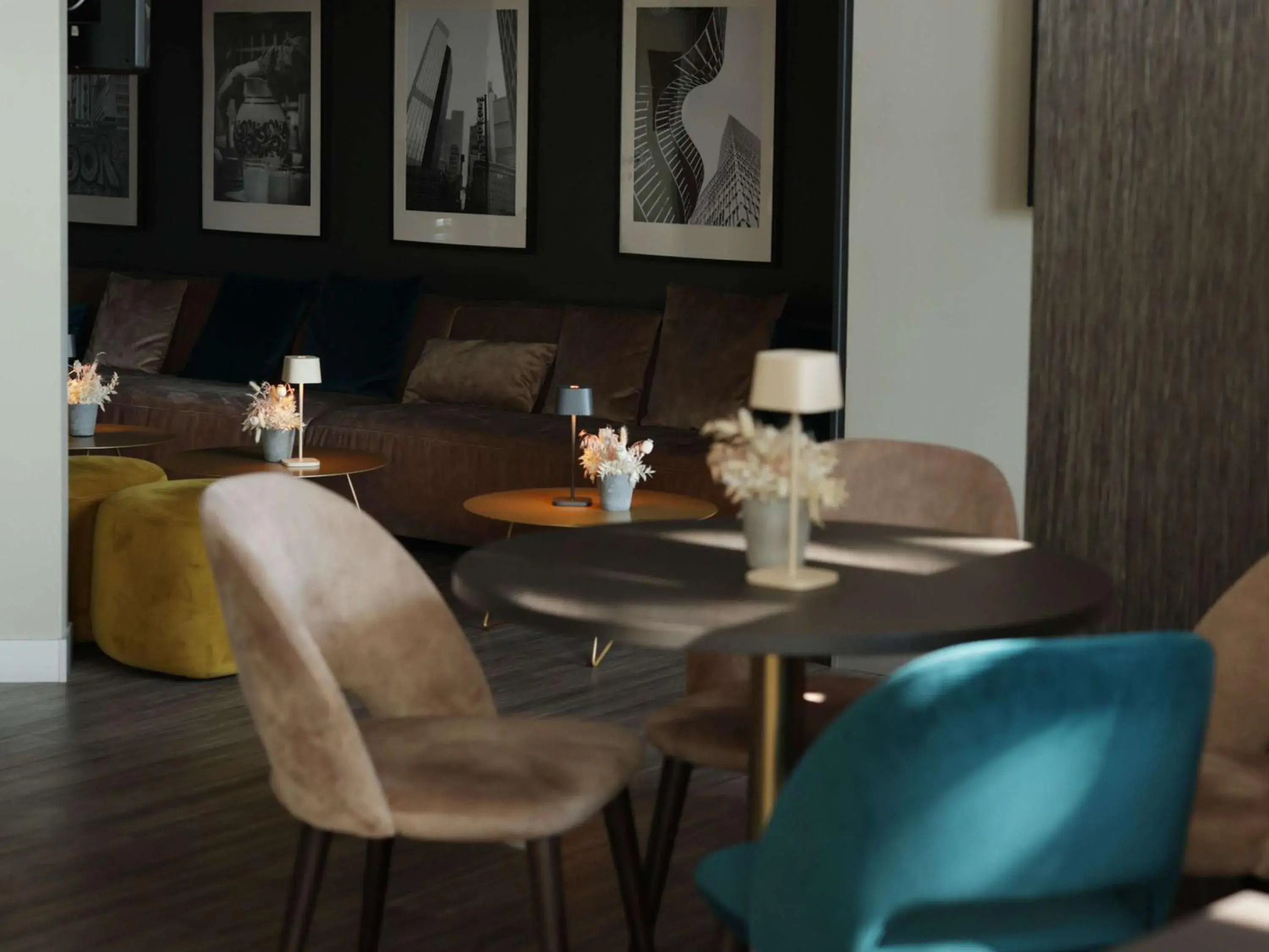 Lounge or bar in ibis Frankfurt Centrum Lounge or bar in ibis Frankfurt Centrum