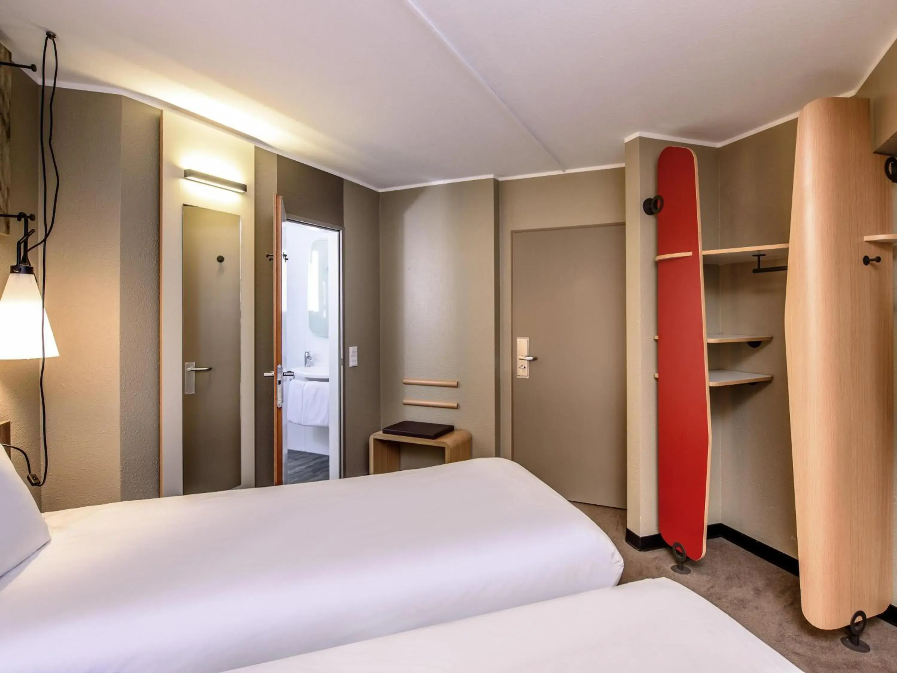 Bedroom, Bed in ibis Frankfurt Centrum Bedroom, Bed in ibis Frankfurt Centrum