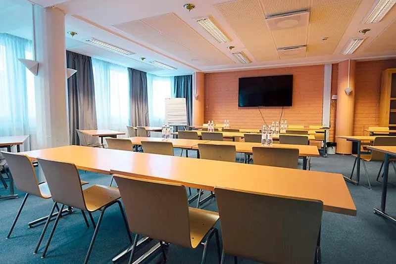 Business facilities in Hotelliravintola Kumpu