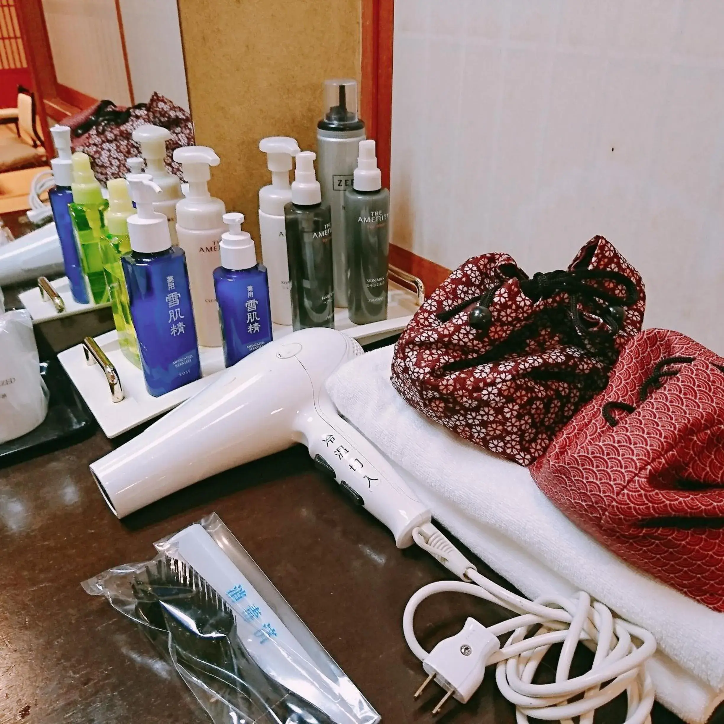 Photo of the whole room in Yufuin Santoukan Photo of the whole room in Yufuin Santoukan