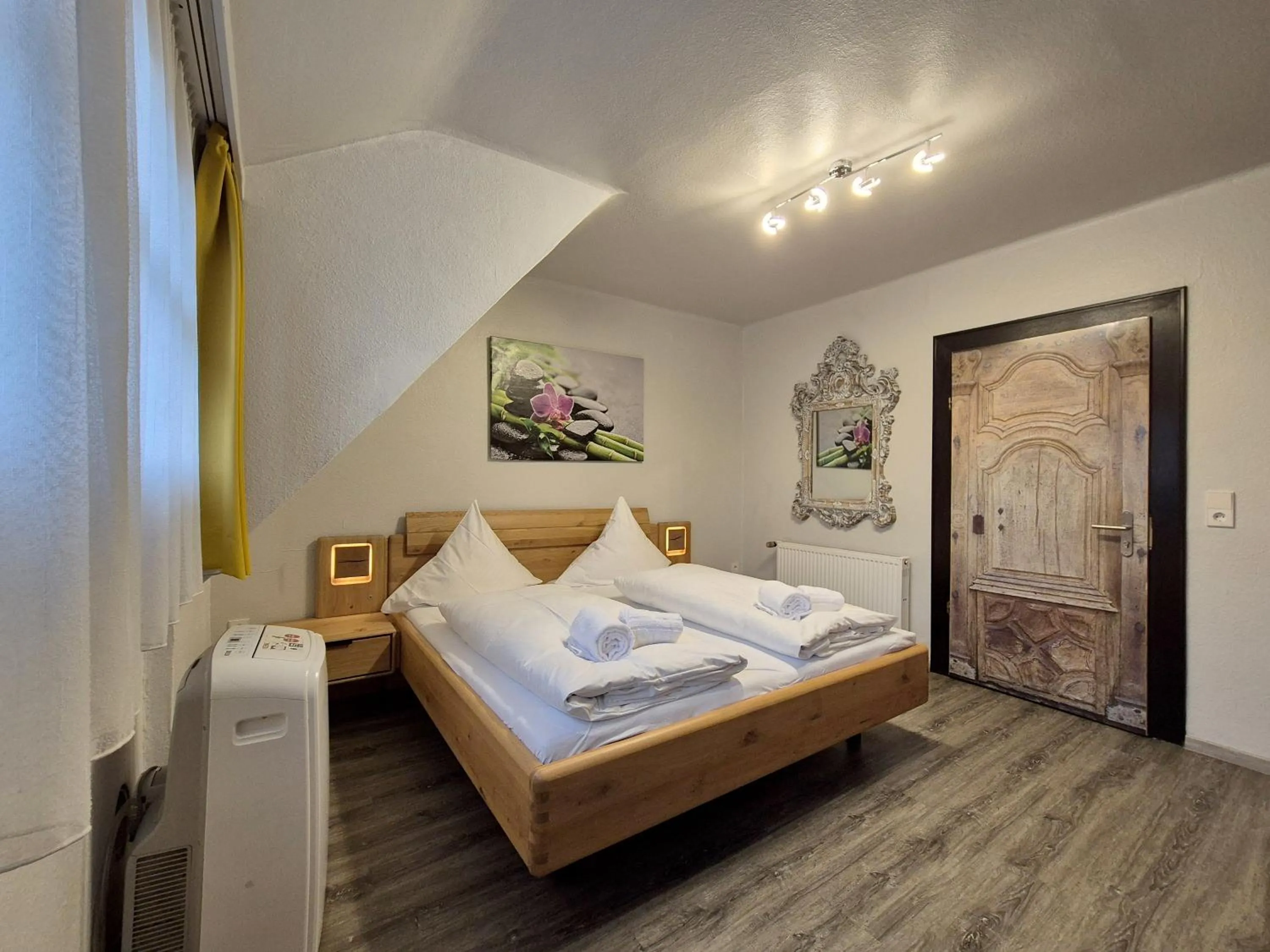 Bed in Hotel Mäuerle