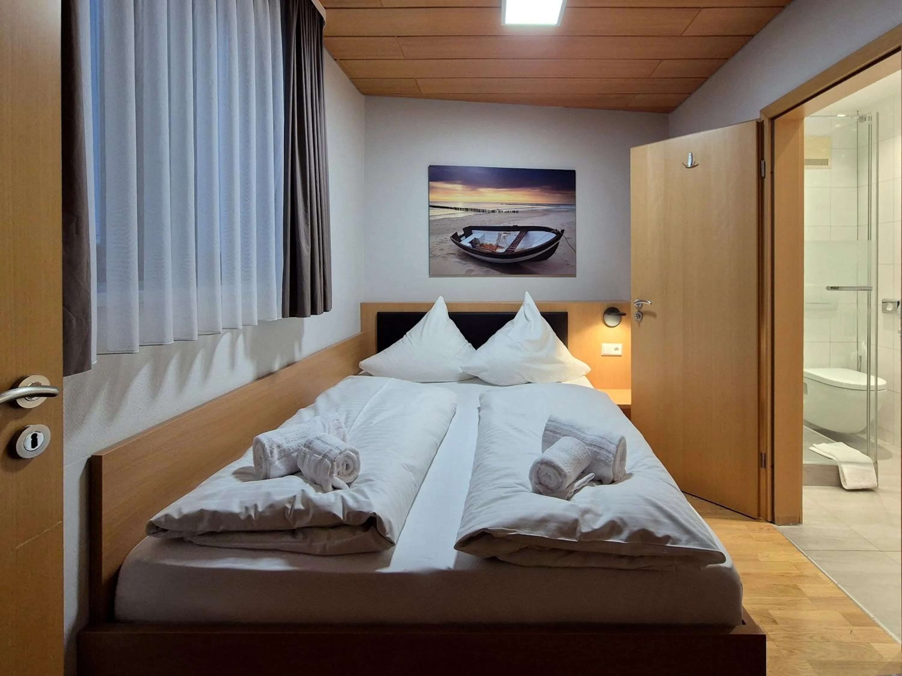 Bed in Hotel Mäuerle