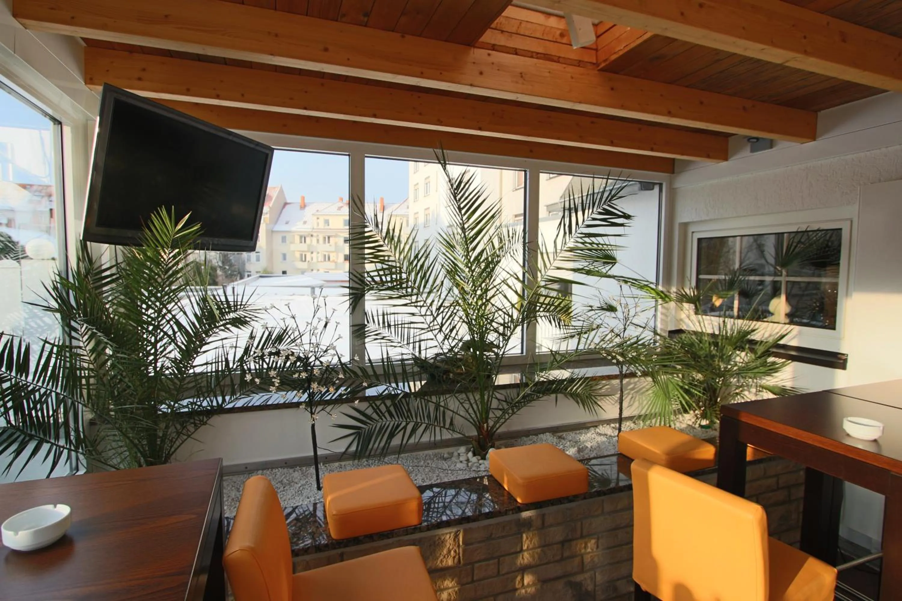 Restaurant/places to eat in Eden-Hotel