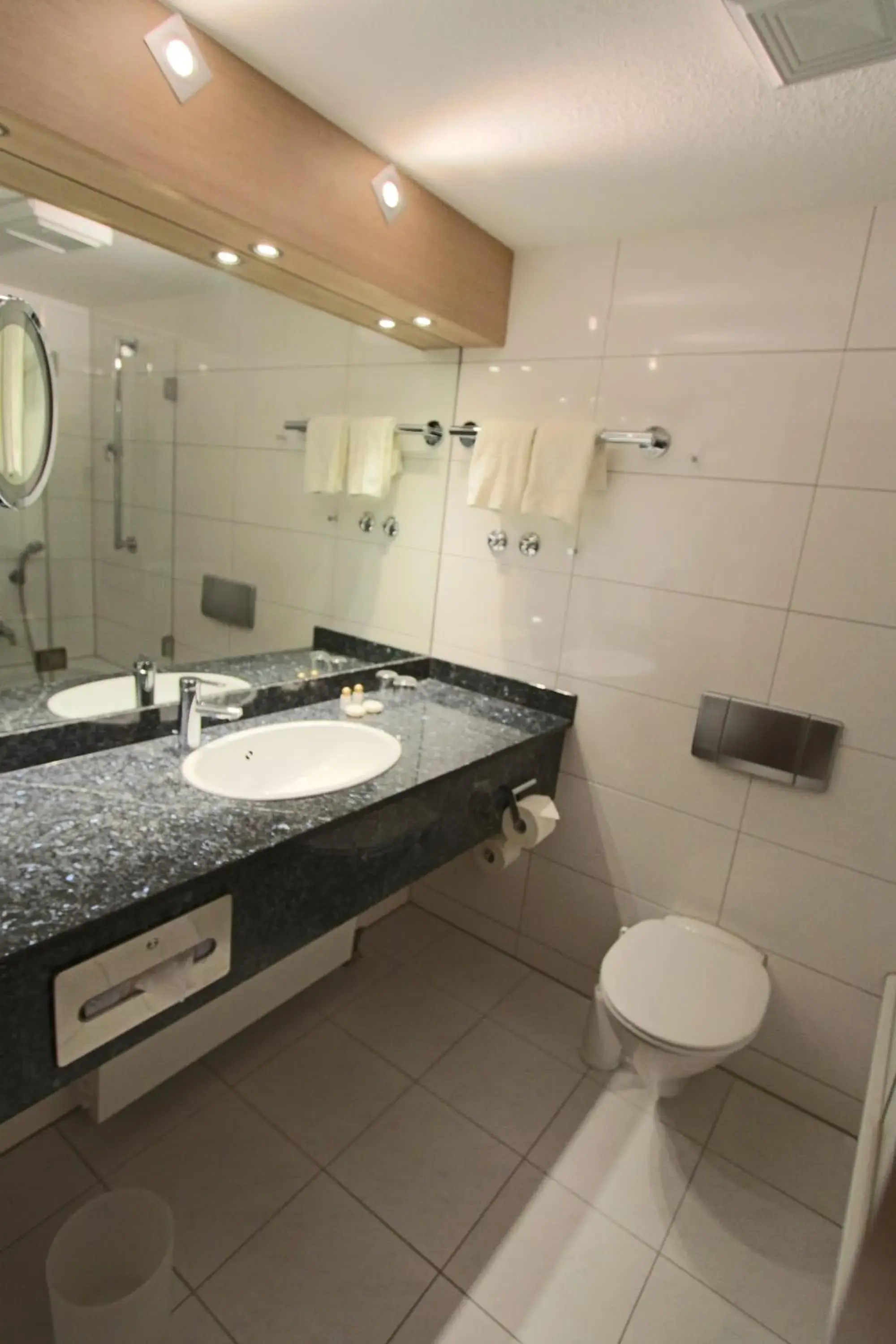 Comfort Single Room in Eden-Hotel Comfort Single Room in Eden-Hotel