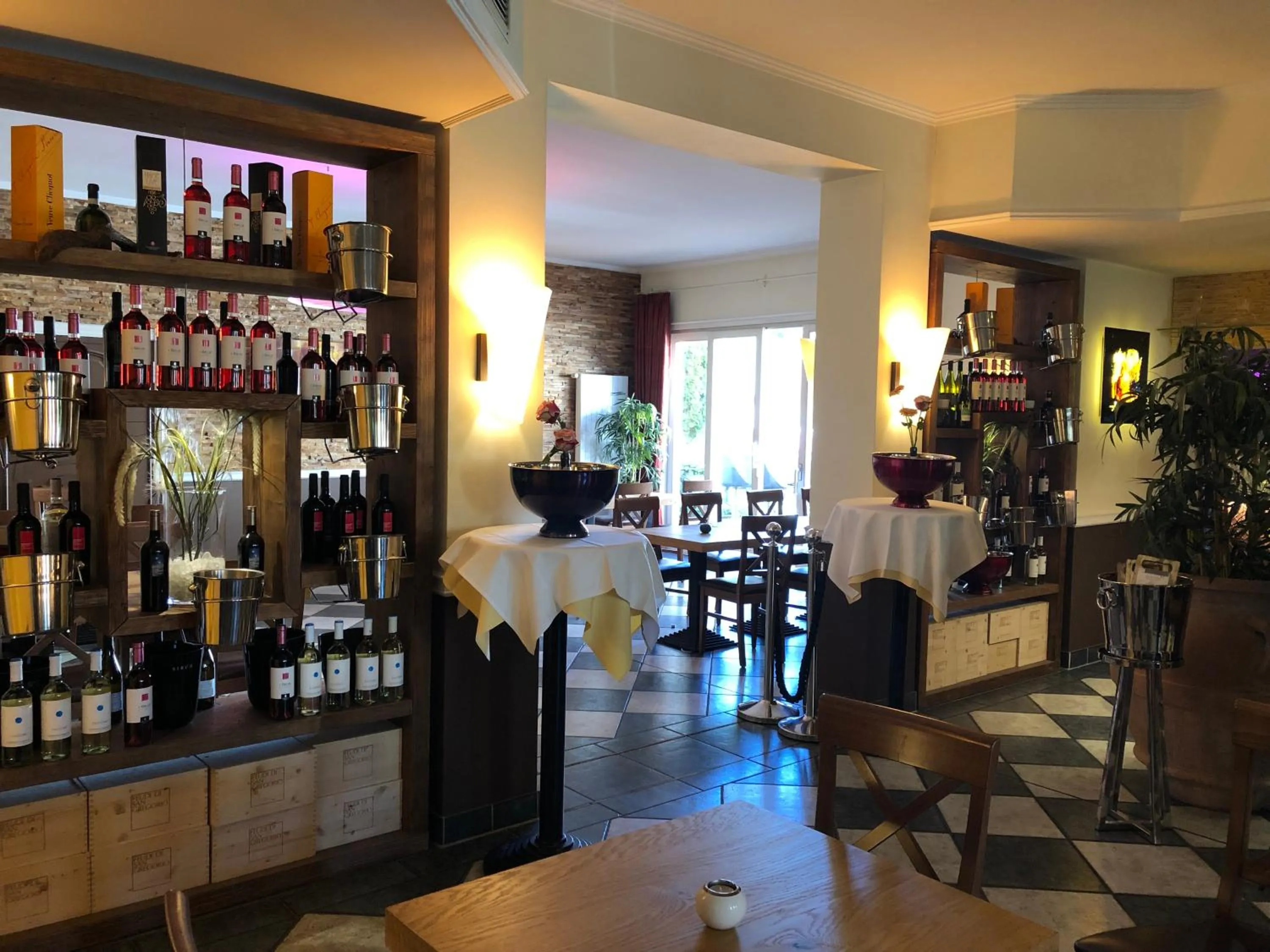 Restaurant/places to eat in Eden-Hotel