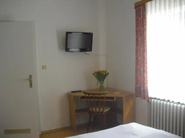TV and multimedia, Bed in Hotel Feilen-Wolff