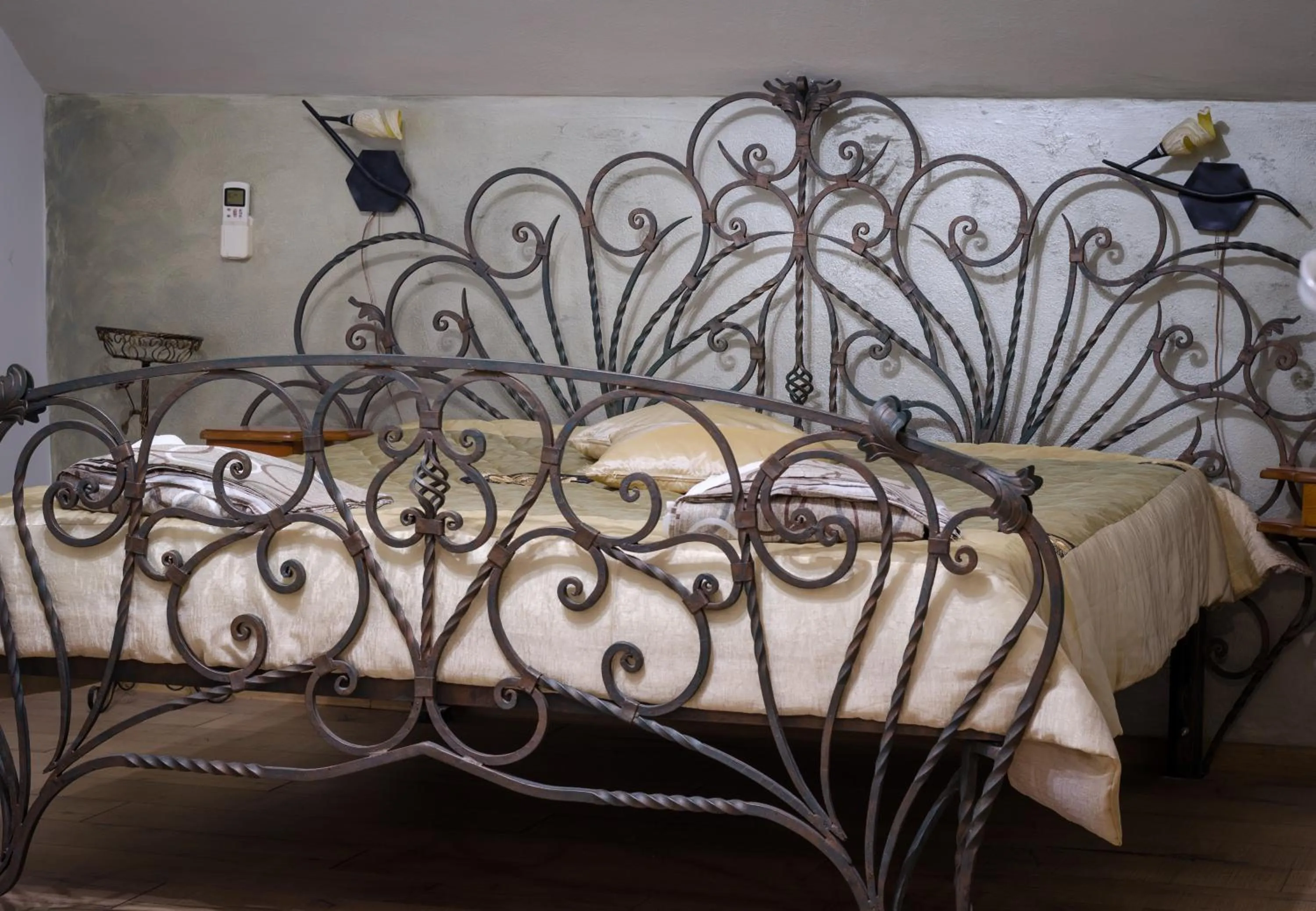 Bed in Kalypso Hotel