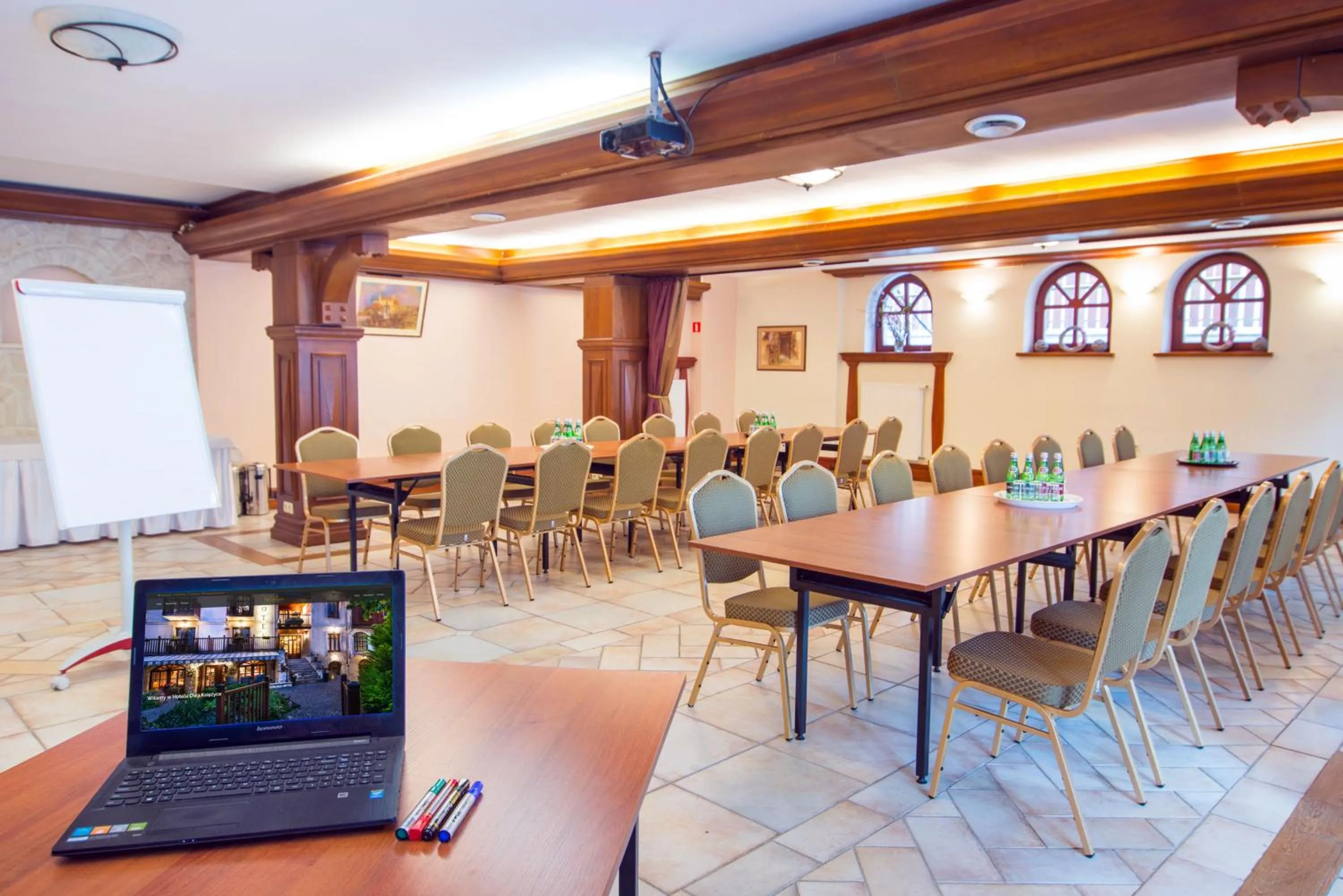 Business facilities in Hotel Dwa Księżyce