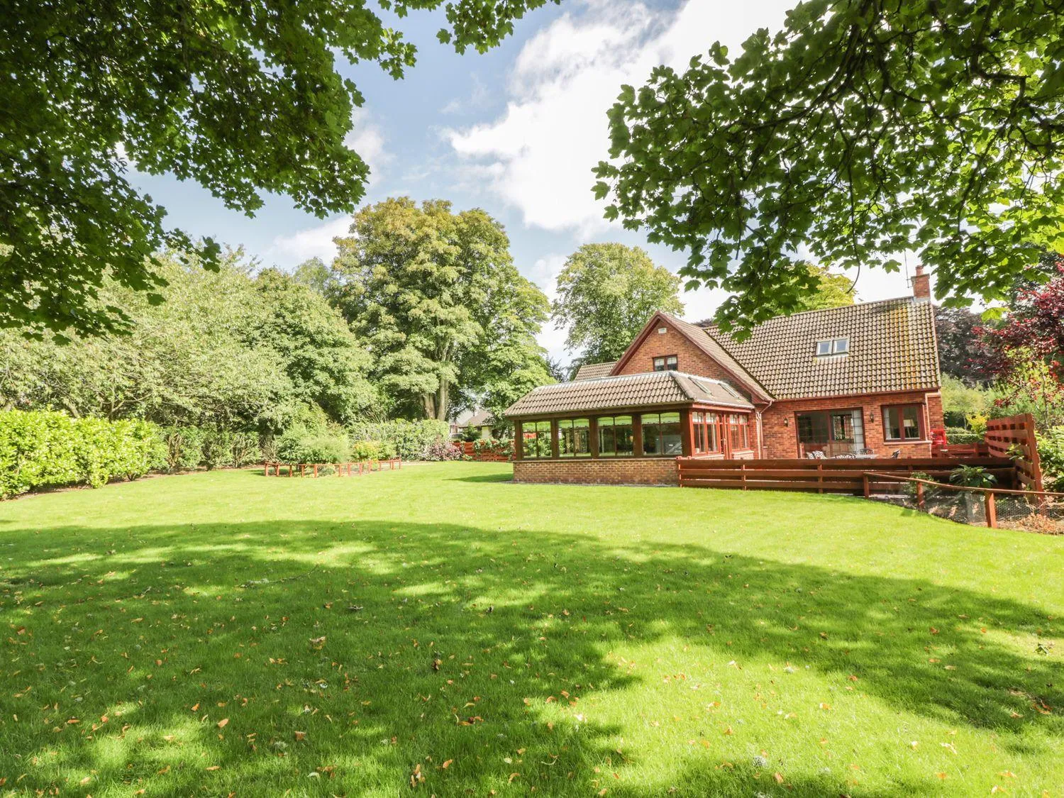 Property building in Auburn Cottage