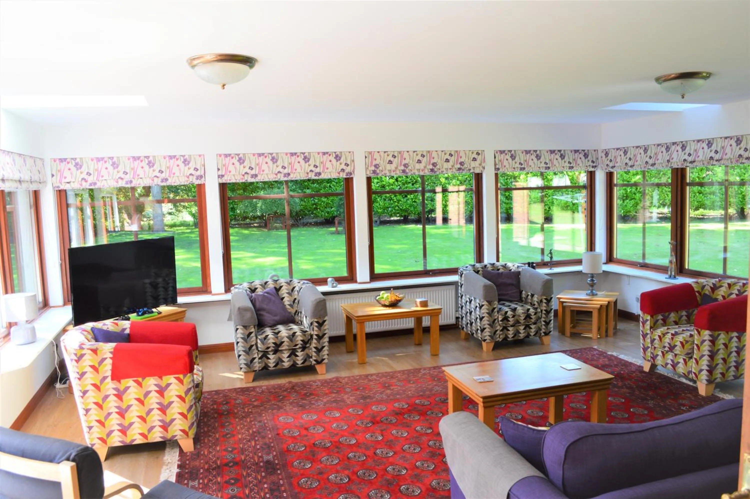 Living room in Auburn Cottage
