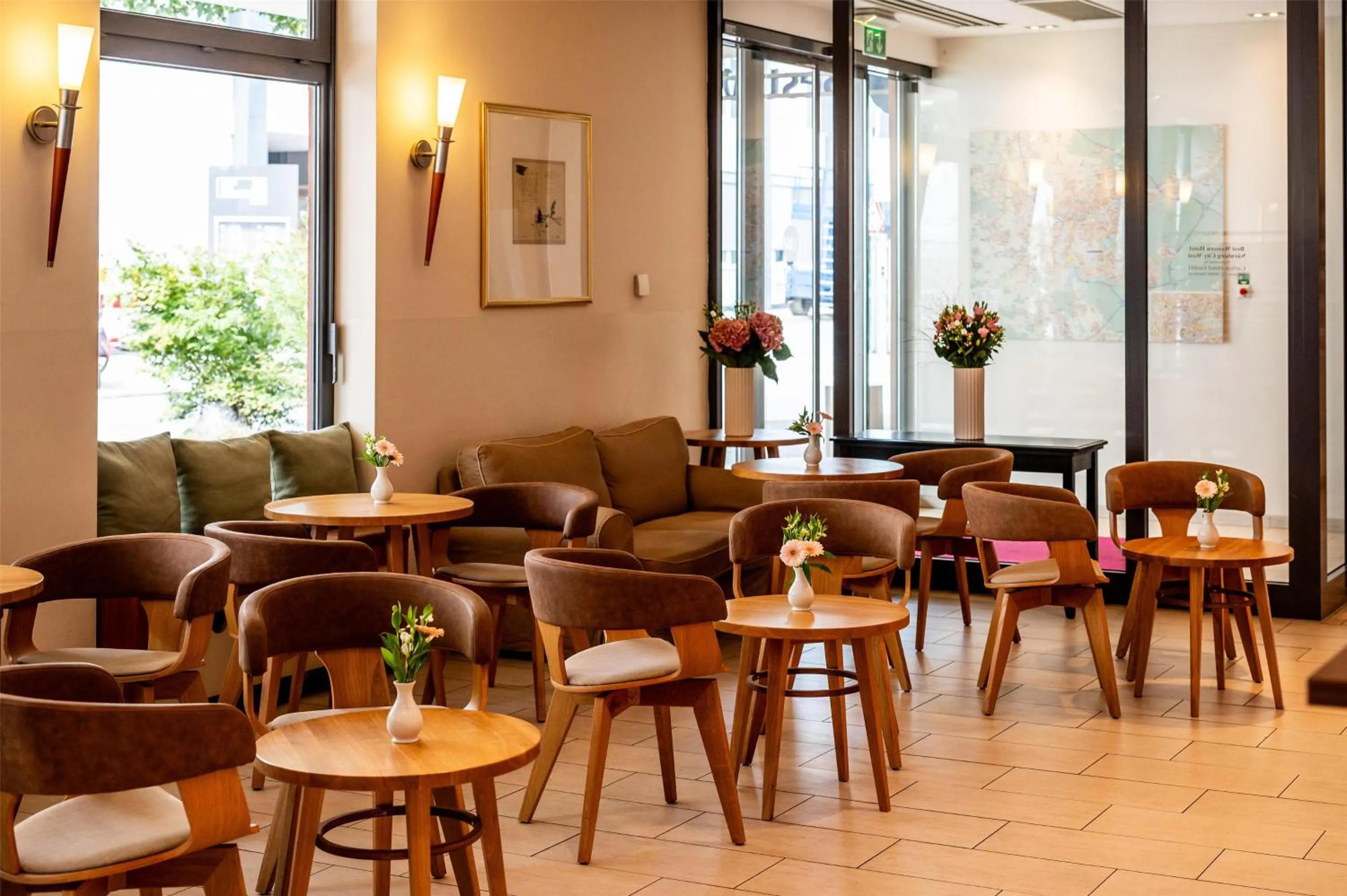 Lobby or reception in Best Western Hotel Nürnberg City West