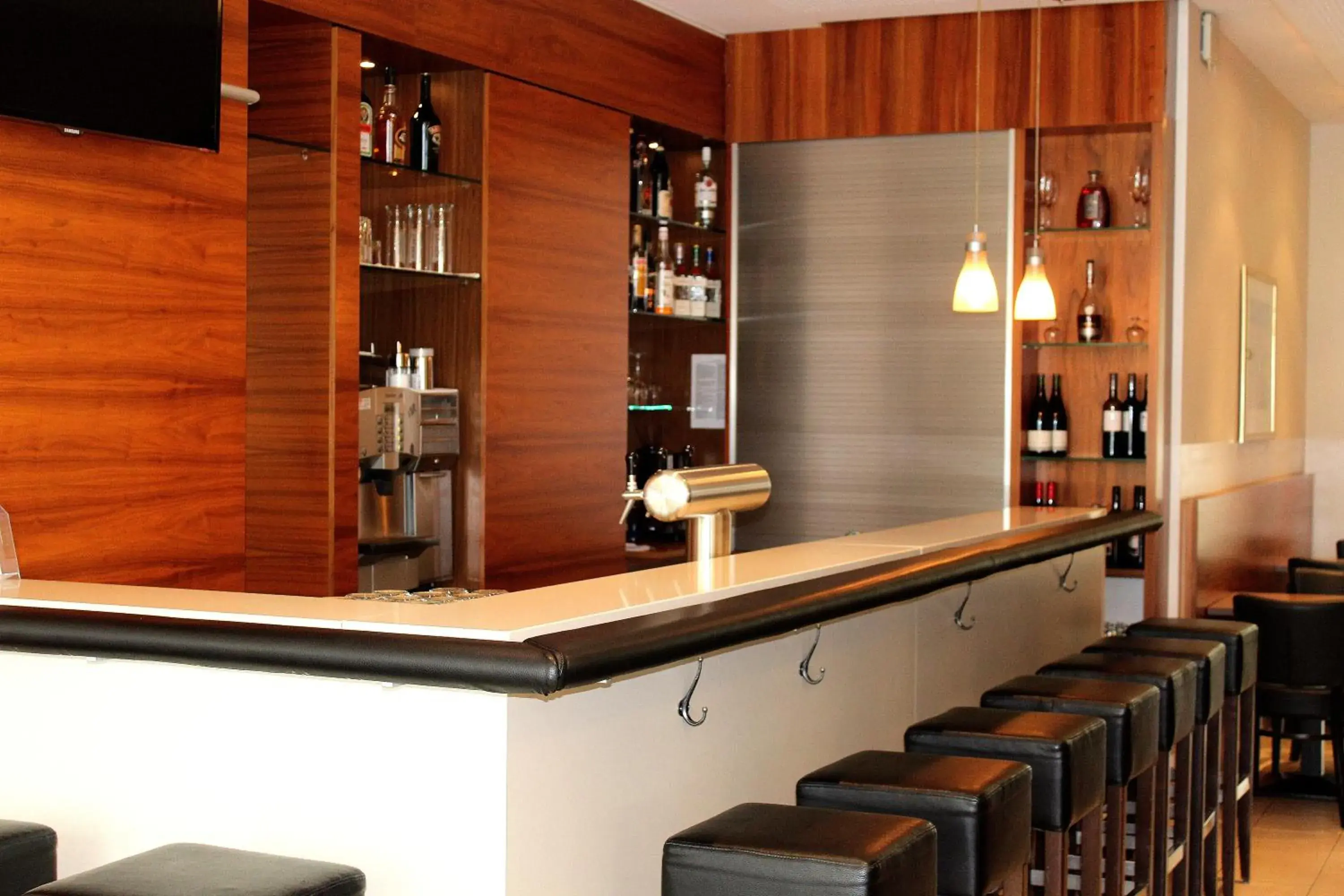 Lounge or bar in Best Western Hotel Nürnberg City West Lounge or bar in Best Western Hotel Nürnberg City West