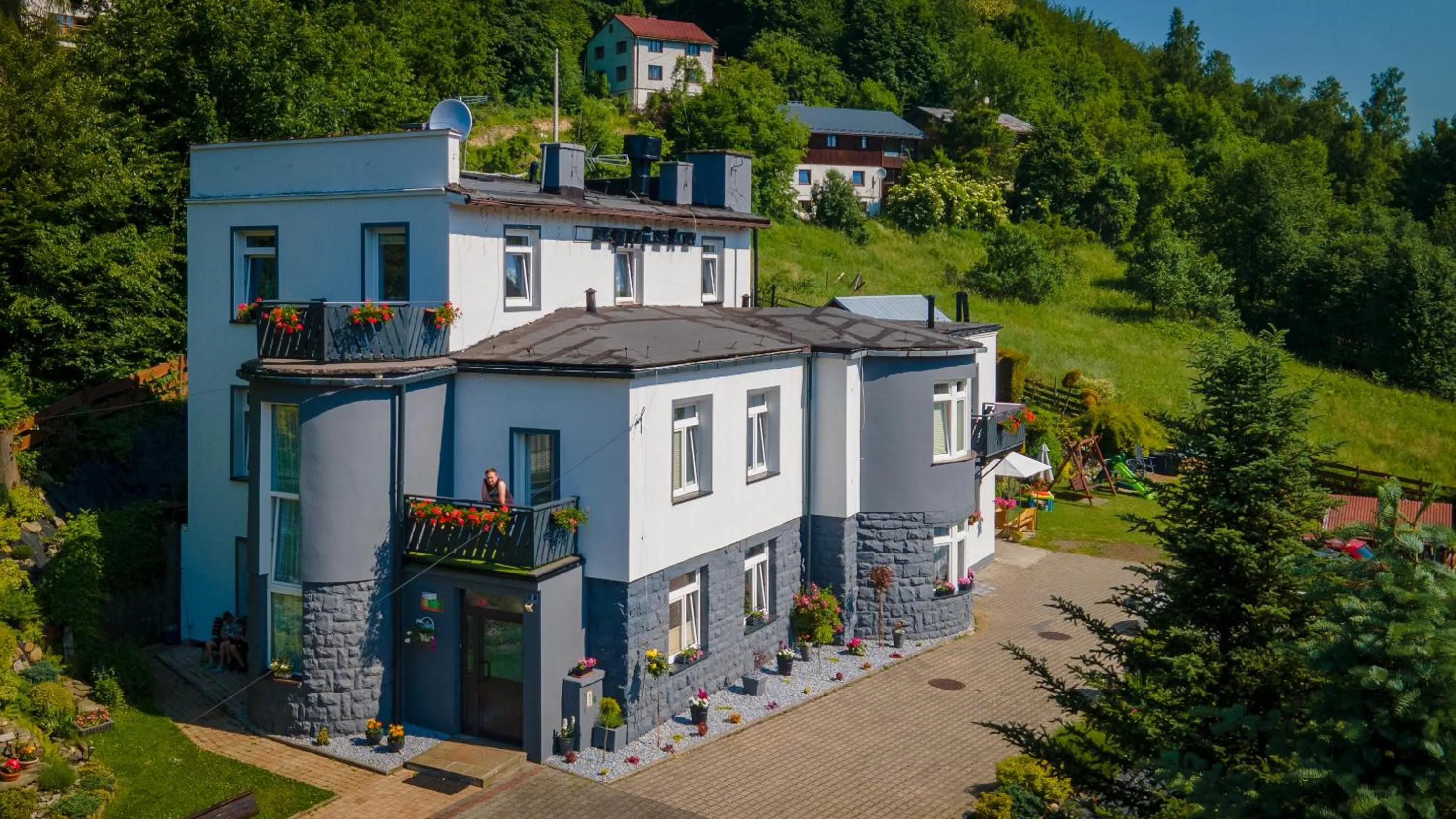 Property building in Ognisko Dom Wypoczynkowy