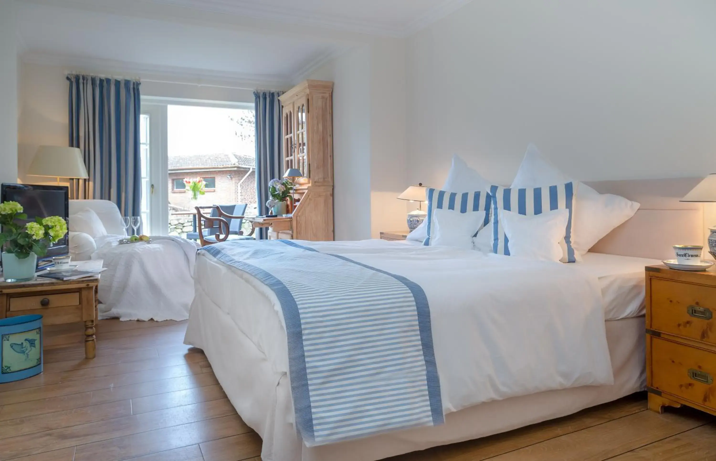 Comfort Double Room with Terrace in Boutiquehotel Seiler Hof Keitum Comfort Double Room with Terrace in Boutiquehotel Seiler Hof Keitum