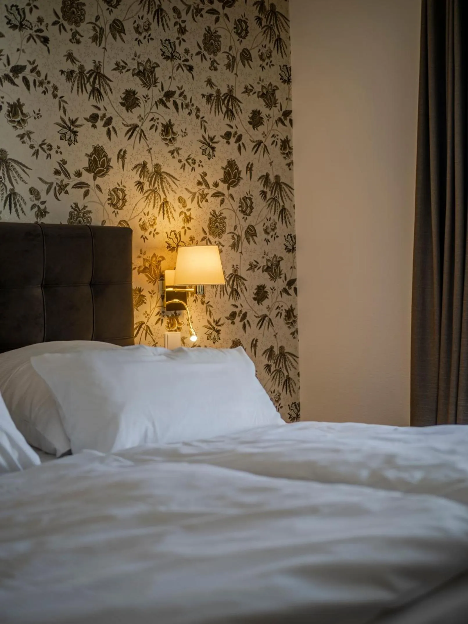 Photo of the whole room, Bed in Boutiquehotel Seiler Hof Keitum